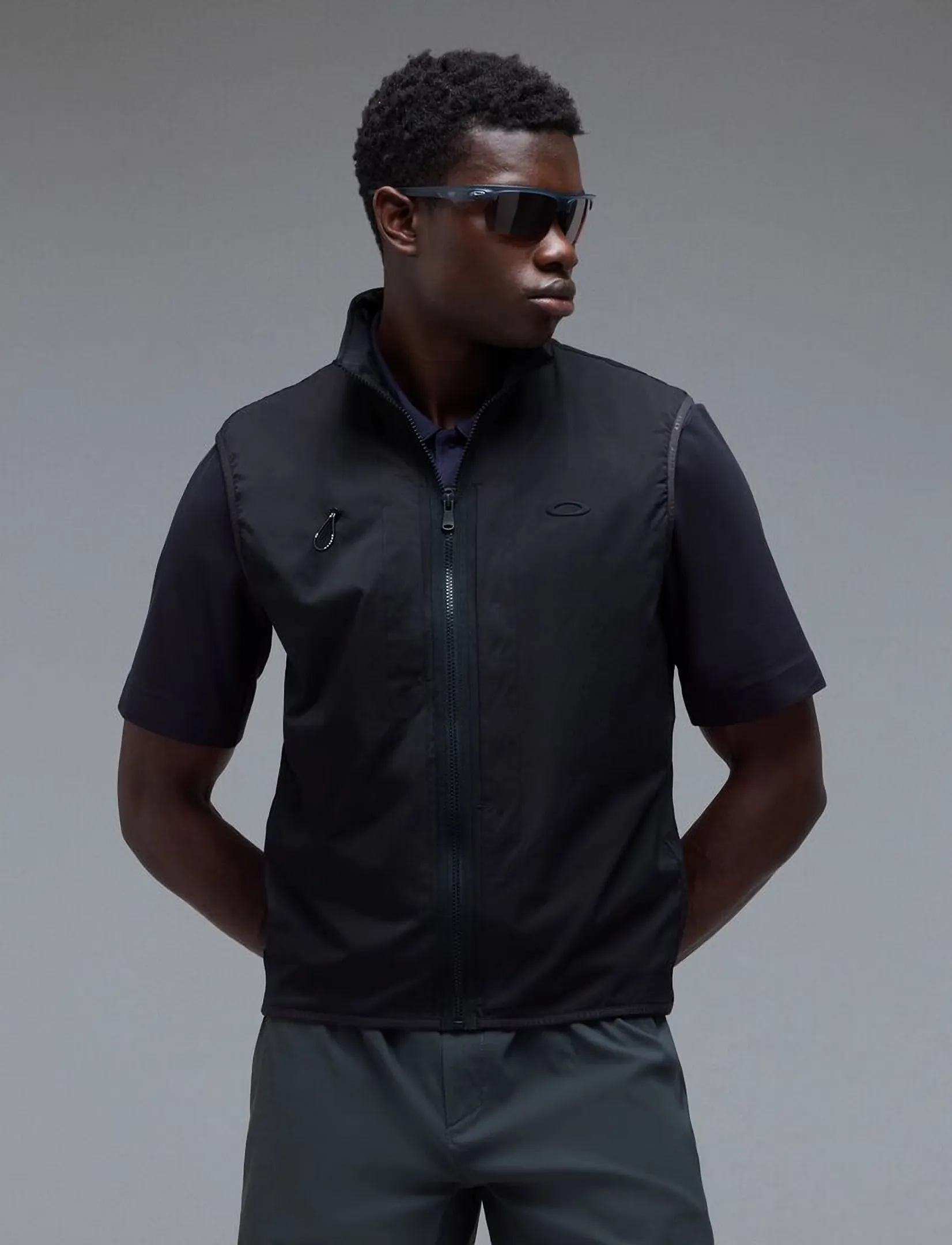 OAKLEY - DRIVEN ELEMENT VEST - pitch black - 4