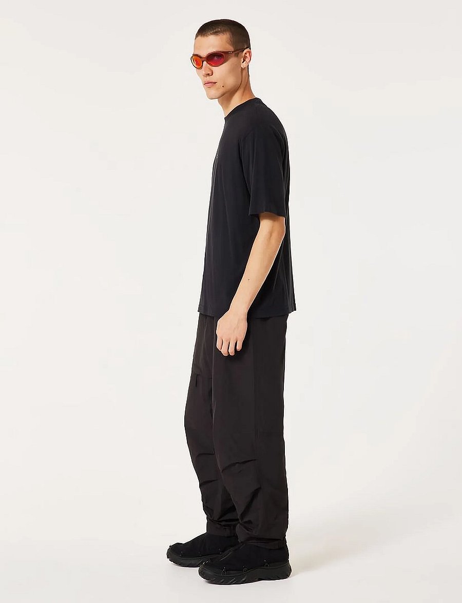 OAKLEY - METAL RISE TEE - oberteile & t-shirts - blackout - 3