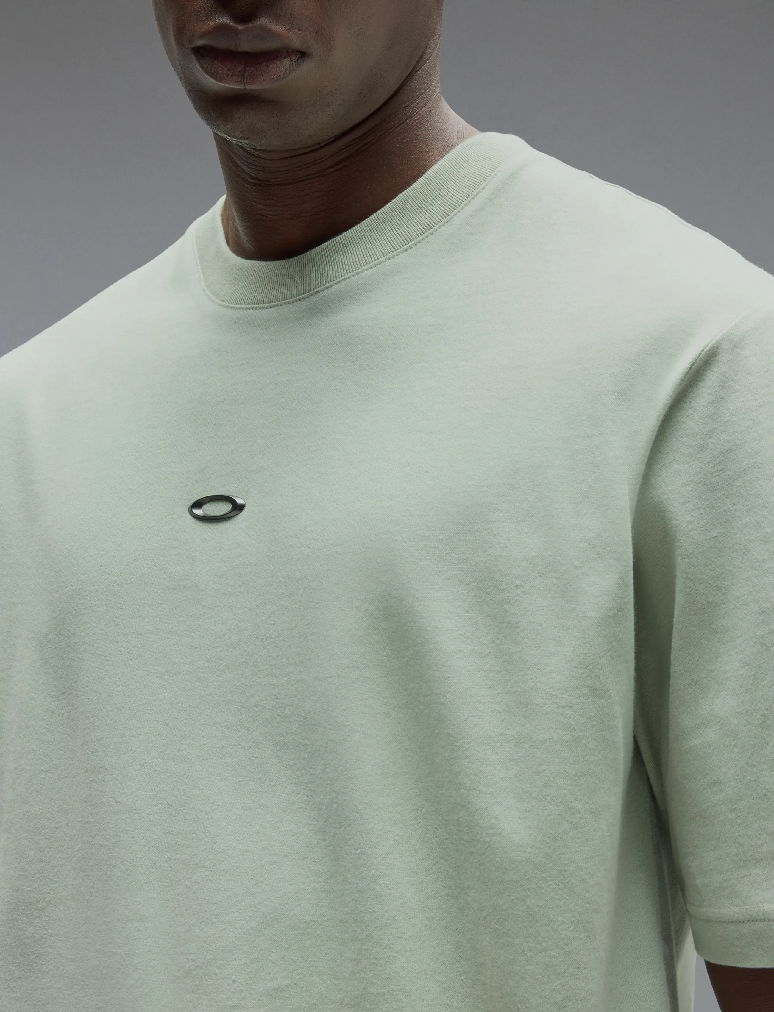OAKLEY METAL RISE TEE - Kleidung - FADED GREEN / green