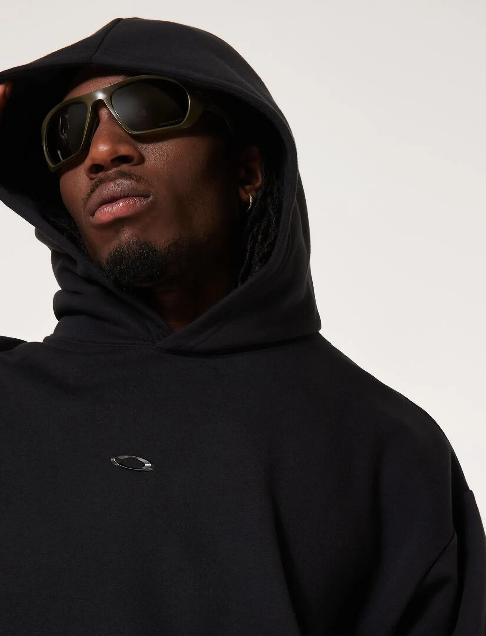 OAKLEY METAL RISE HOODIE - Kapuutsiga pusad - BLACKOUT / black