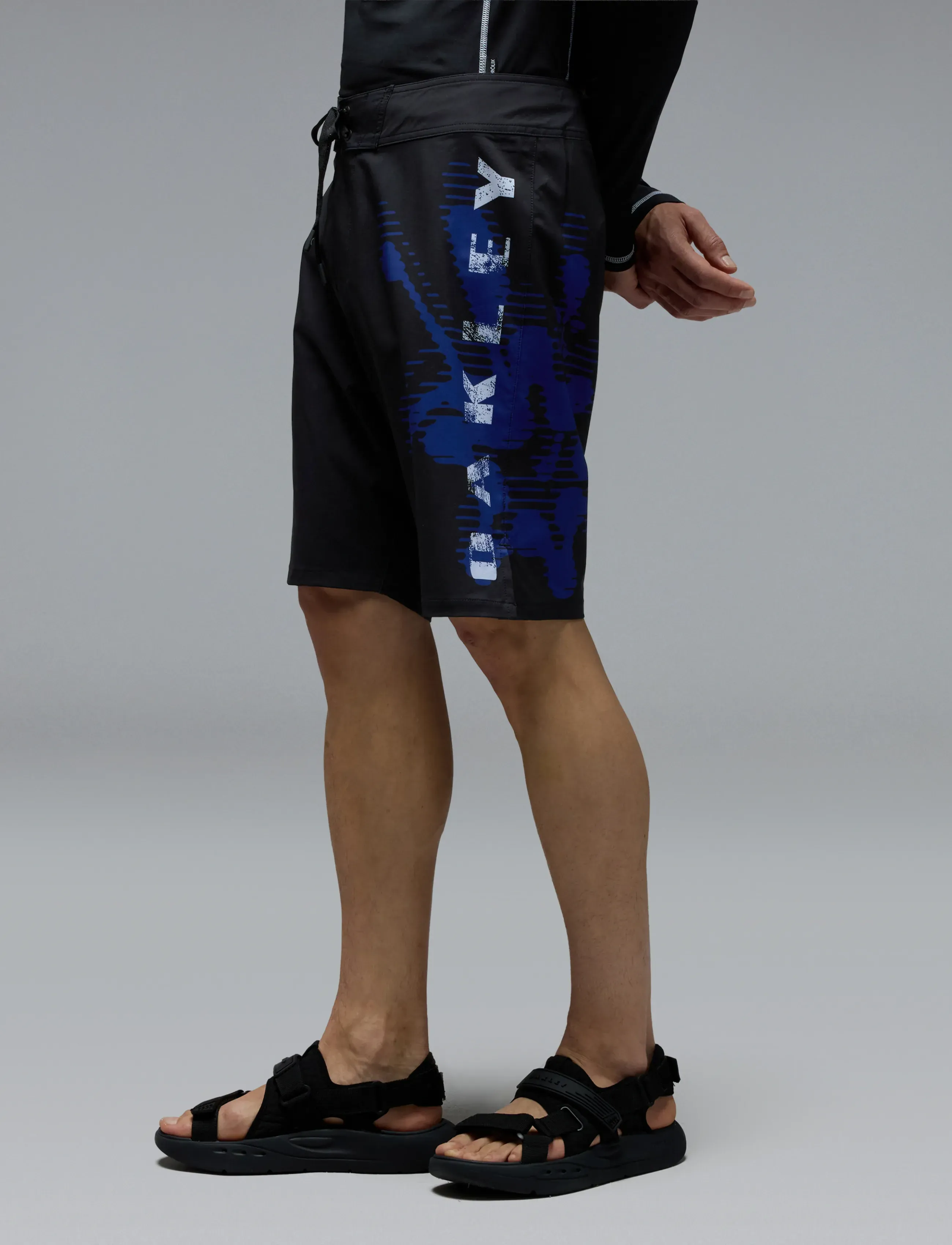 OAKLEY - HIBISCUS 20'' BOARDSHORT - badshorts - pitch black - 4