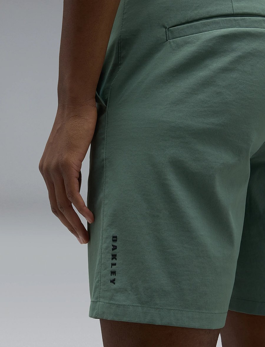 OAKLEY - OAKLEY TAKE PRO REDUX SHORT - lühikesed golfiipüksid - aviator green - 3