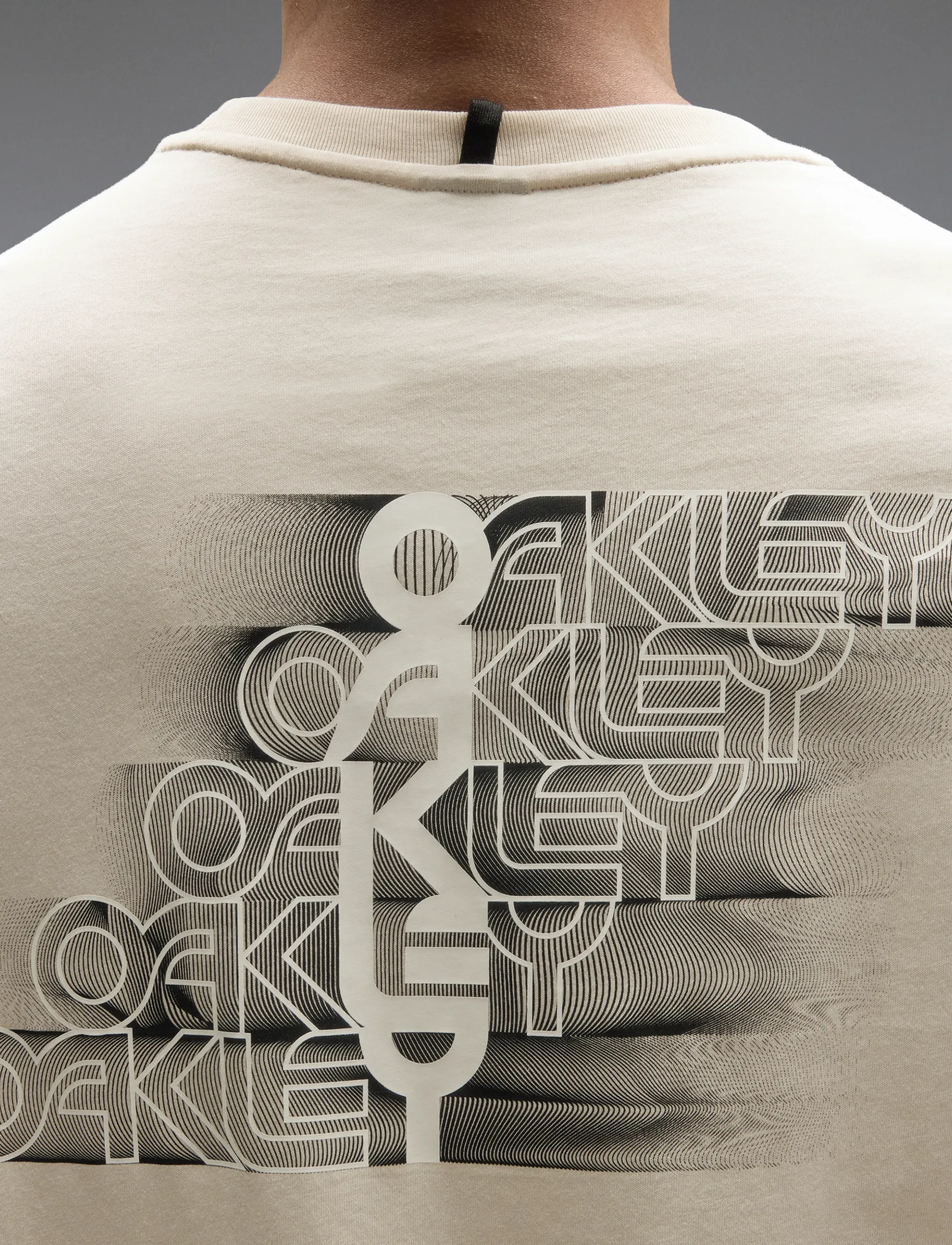 OAKLEY - STACKED FLOW TEE - laveste priser - mist - 4