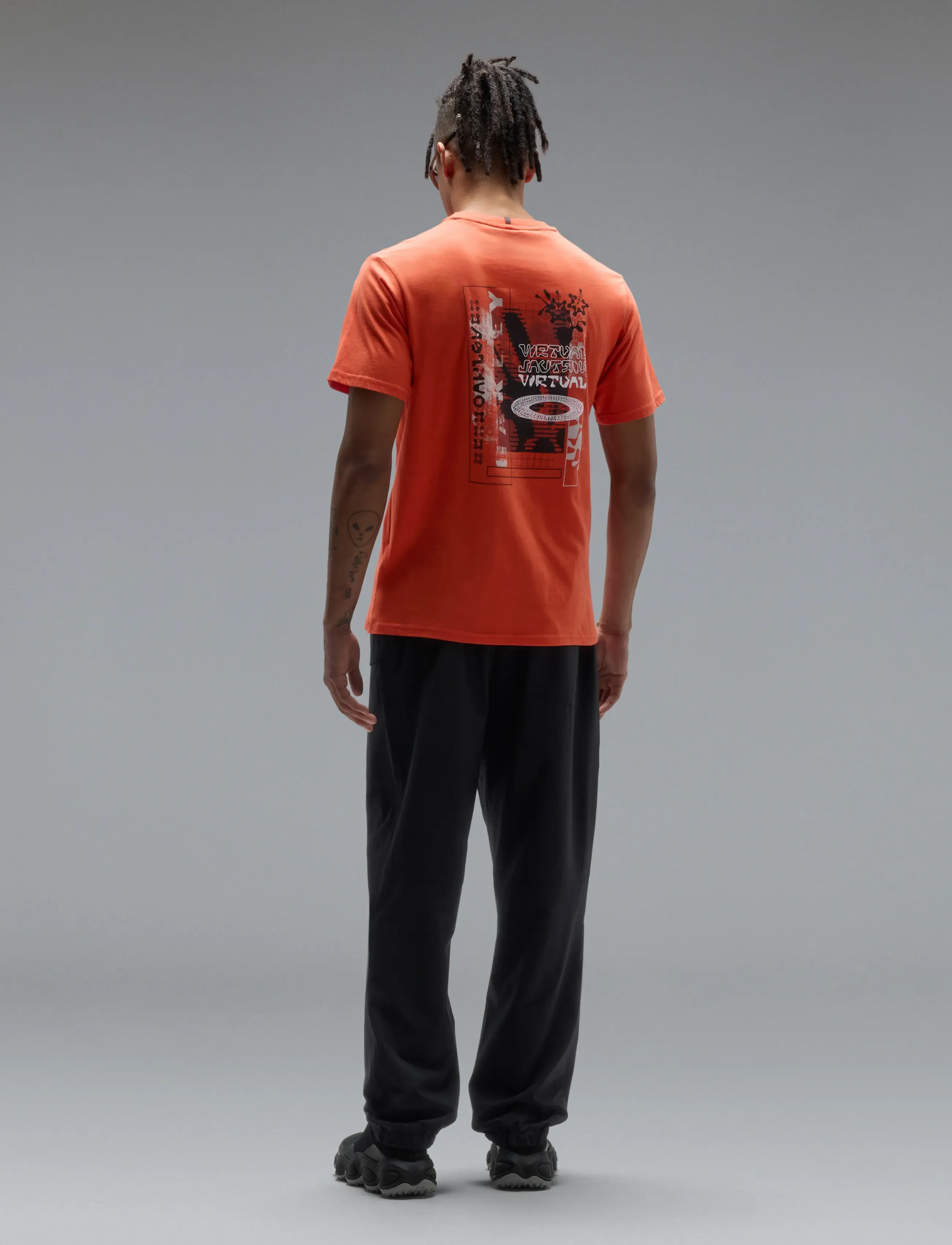 OAKLEY - FUTURESCAPE LOGO HIBISCUS TEE - spordisärgid - aviator orange - 3
