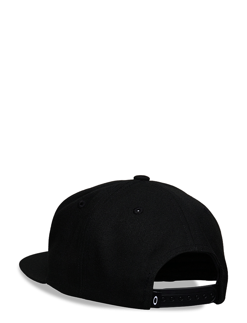OAKLEY - MARK III - cepures ar nagu - blackout - 1