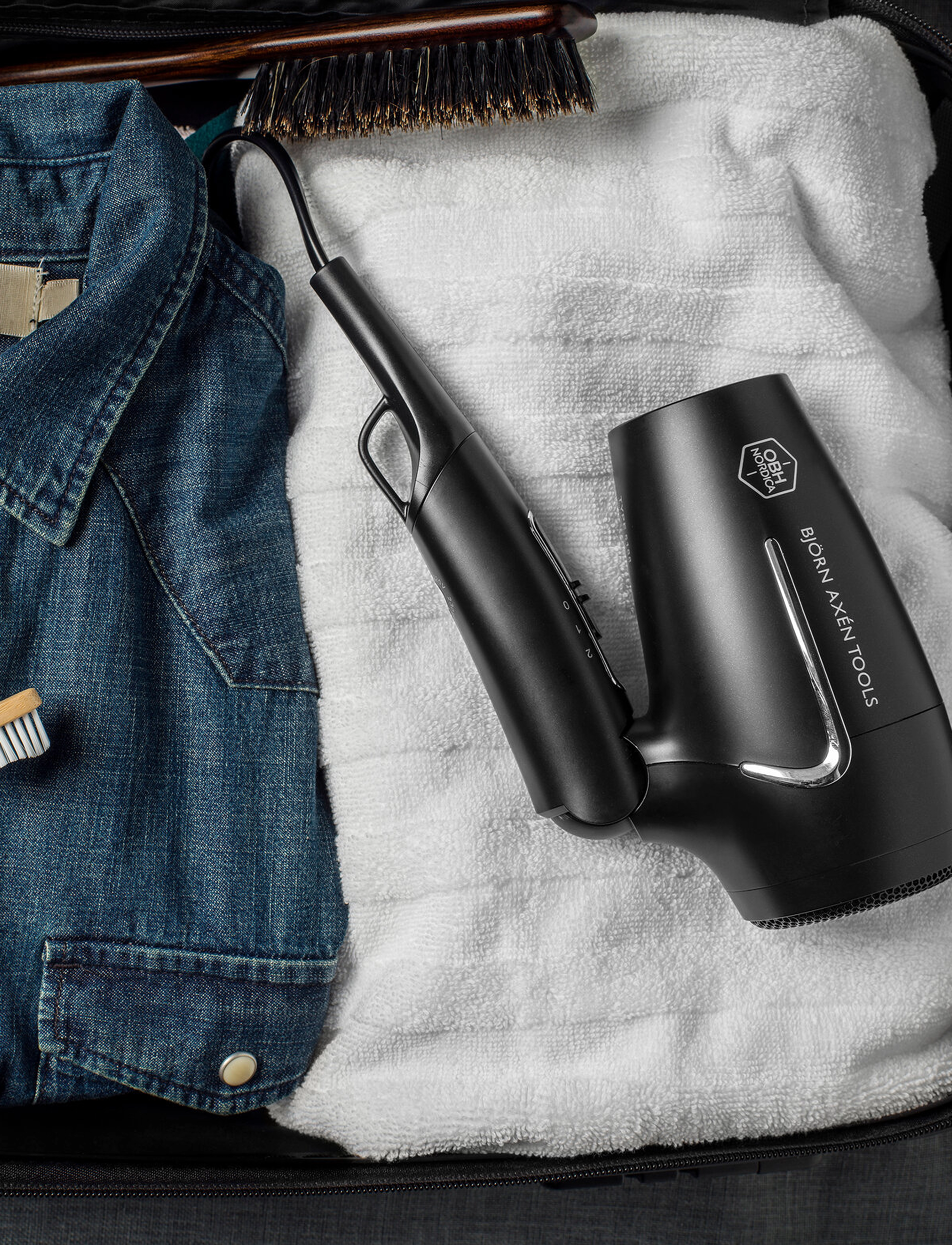 OBH Nordica - Björn Axén tools flow travel hair dryer foldable - above 500kr - black - 3