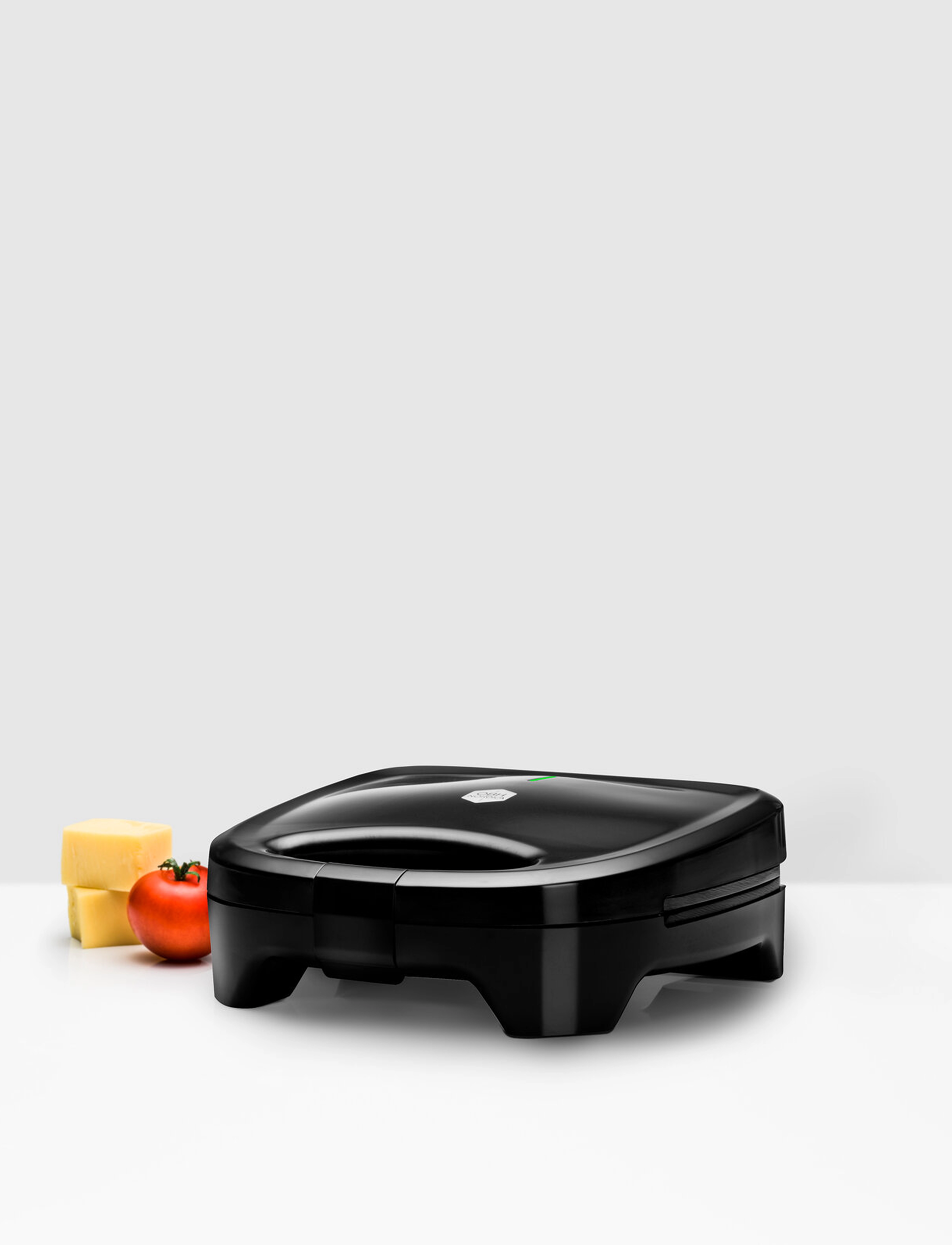 OBH Nordica Crispy Sandwich Maker 750 W Black, W, Kitchen Appliances, Schwarz - Makers, Homeware