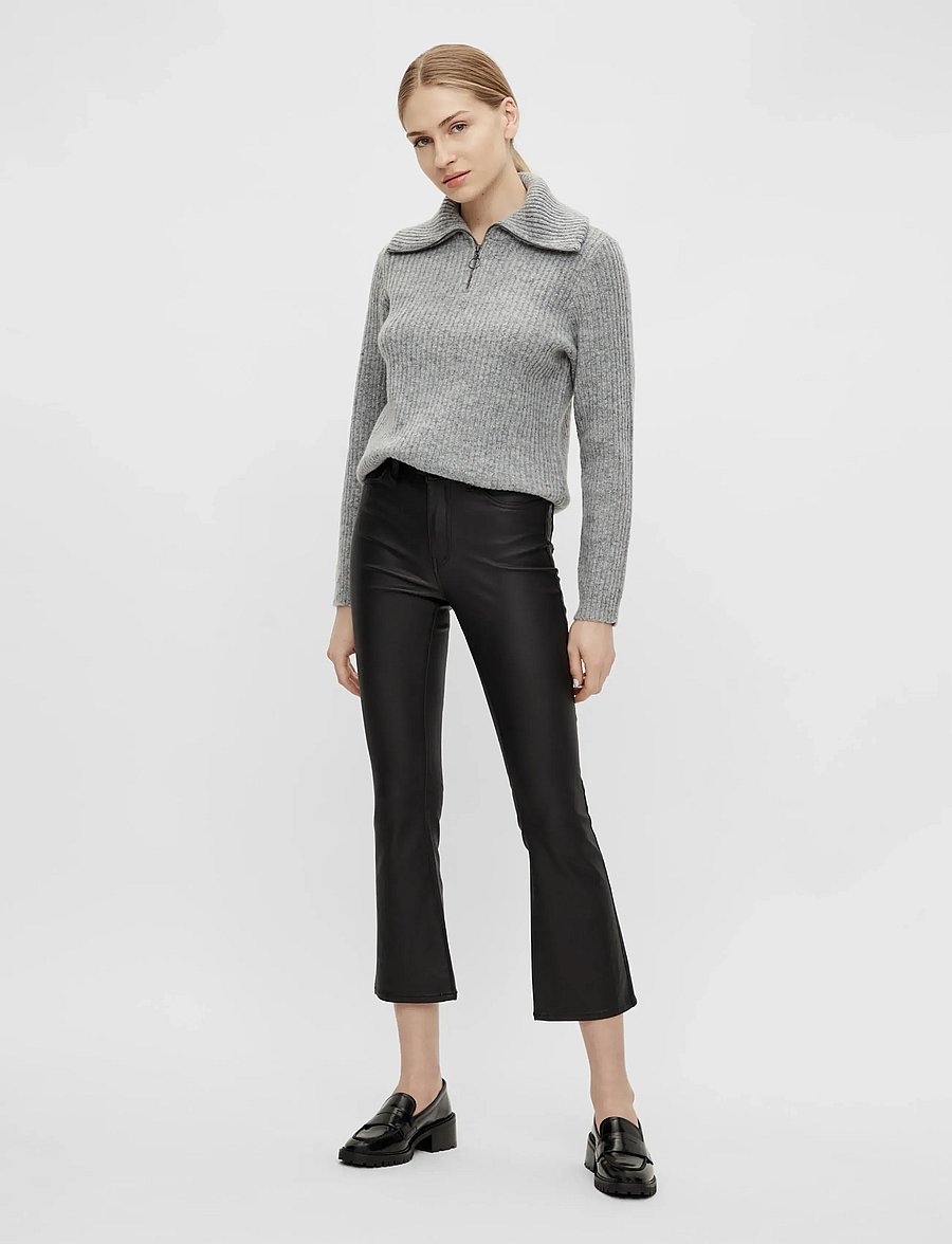 Object - OBJBELLE MW 7/8 COATED FLARED PANTS DIV - Útvíðar gallabuxur - black - 4