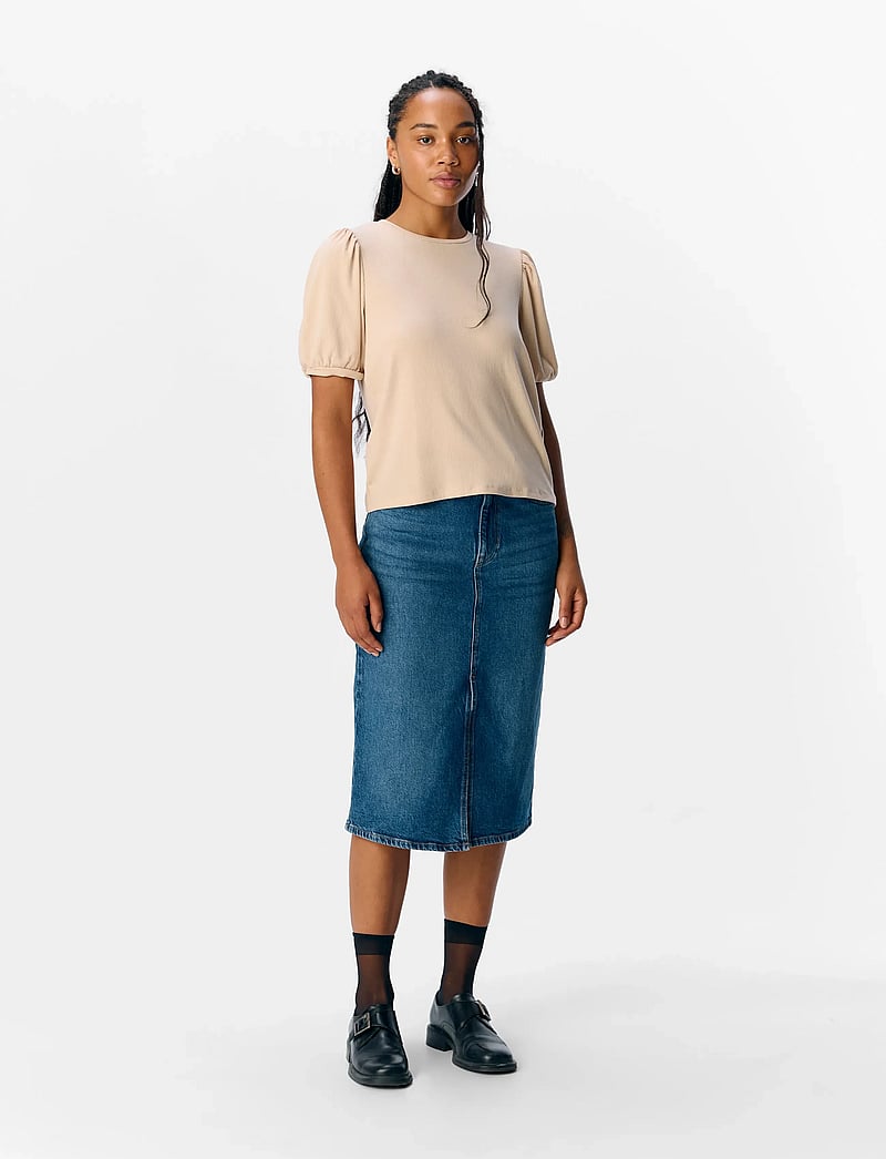 Object - OBJJAMIE S/S TOP NOOS - kortärmade blusar - sandshell - 0