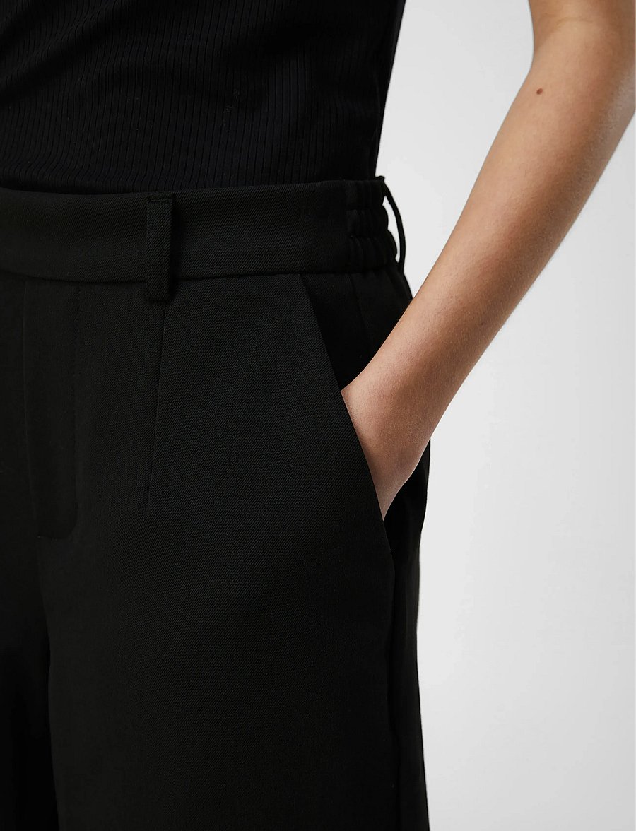 Object - OBJLISA MW WIDE SHORTS NOOS - freizeitshorts - black - 5