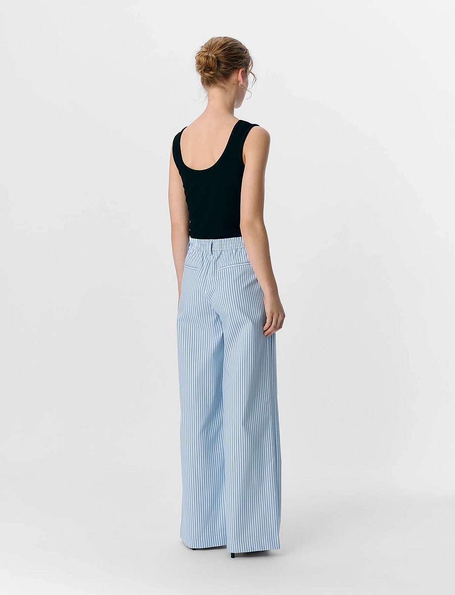Object - OBJLISA WIDE PANT AOP NOOS - hosen mit weitem bein - cloud dancer - 3