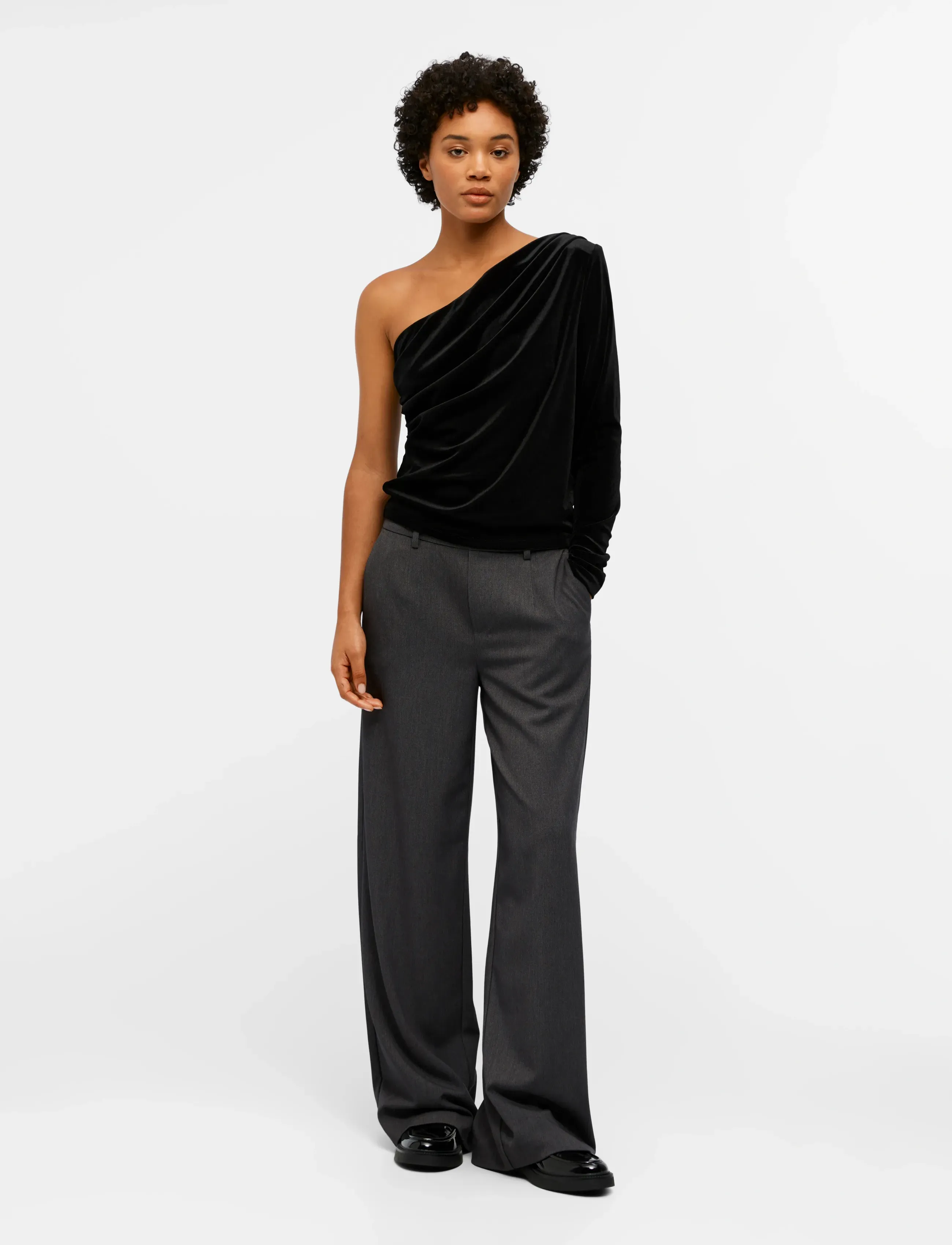 Object - OBJBIANCA ONE SHOULDER TOP 130 - Ärmellose blusen - black - 4