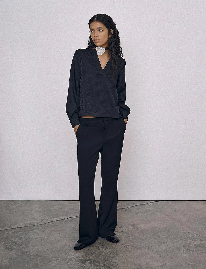 Object - OBJLISA MW FLARED PANTS NOOS - schlaghose - black - 0