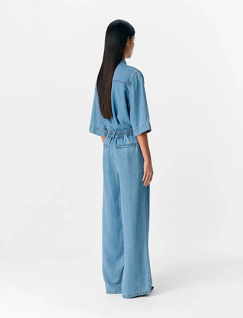 Object - OBJFRAME LISA WIDE MW PANT NOOS - wide leg jeans - light blue denim - 3