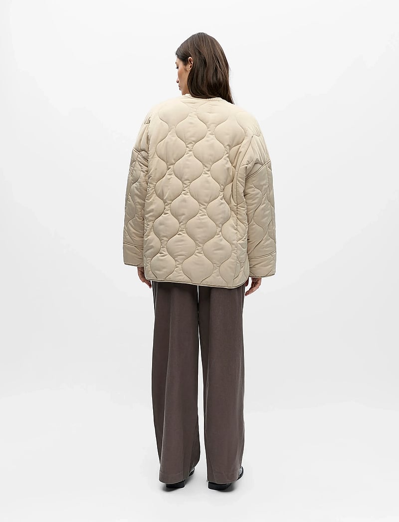 Object - OBJALLIE LS LO QUILTED JACKET NOOS - frühlingsjacken - humus - 2
