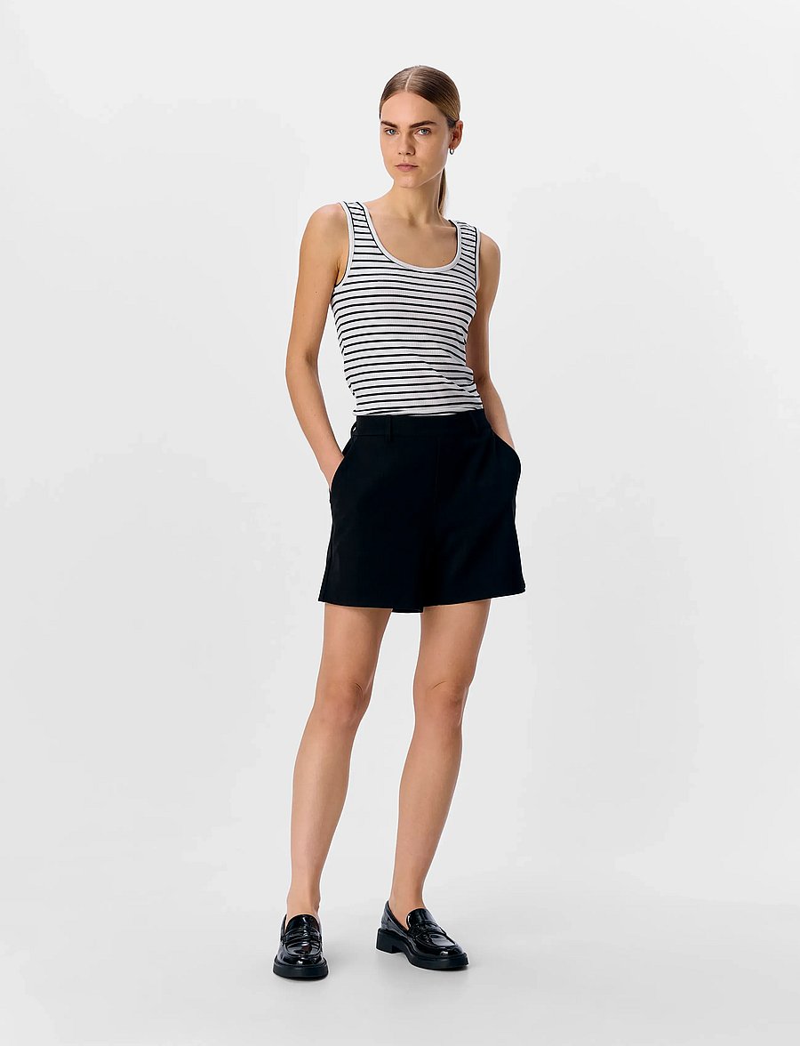 Object - OBJLISA MW RE SHORTS NOOS - freizeitshorts - black - 5