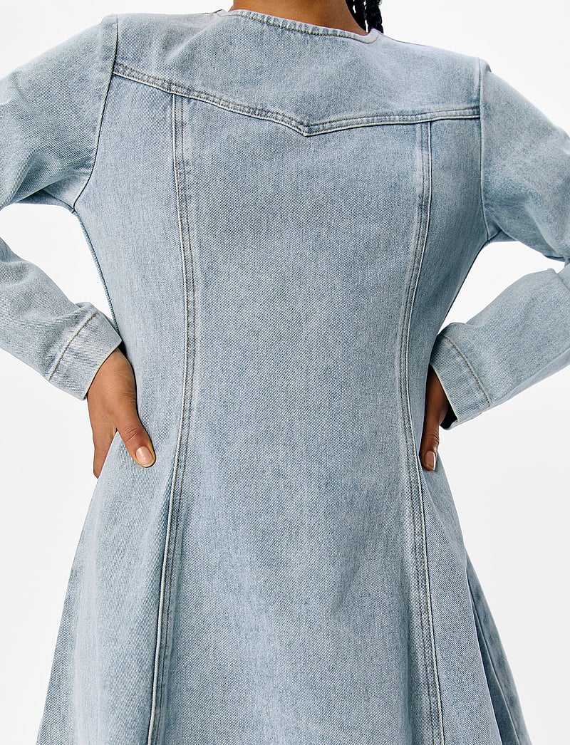 Object - OBJYULIAN L/S DENIM DRESS 137 - denimkjoler - light blue denim - 3