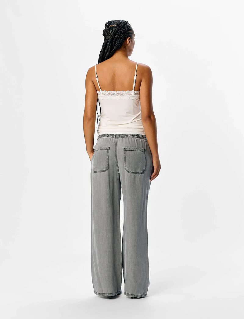 Object - OBJLEENA SUS LACE SINGLET TOP NOOS - topid ja varrukateta alussärgid - white - 2