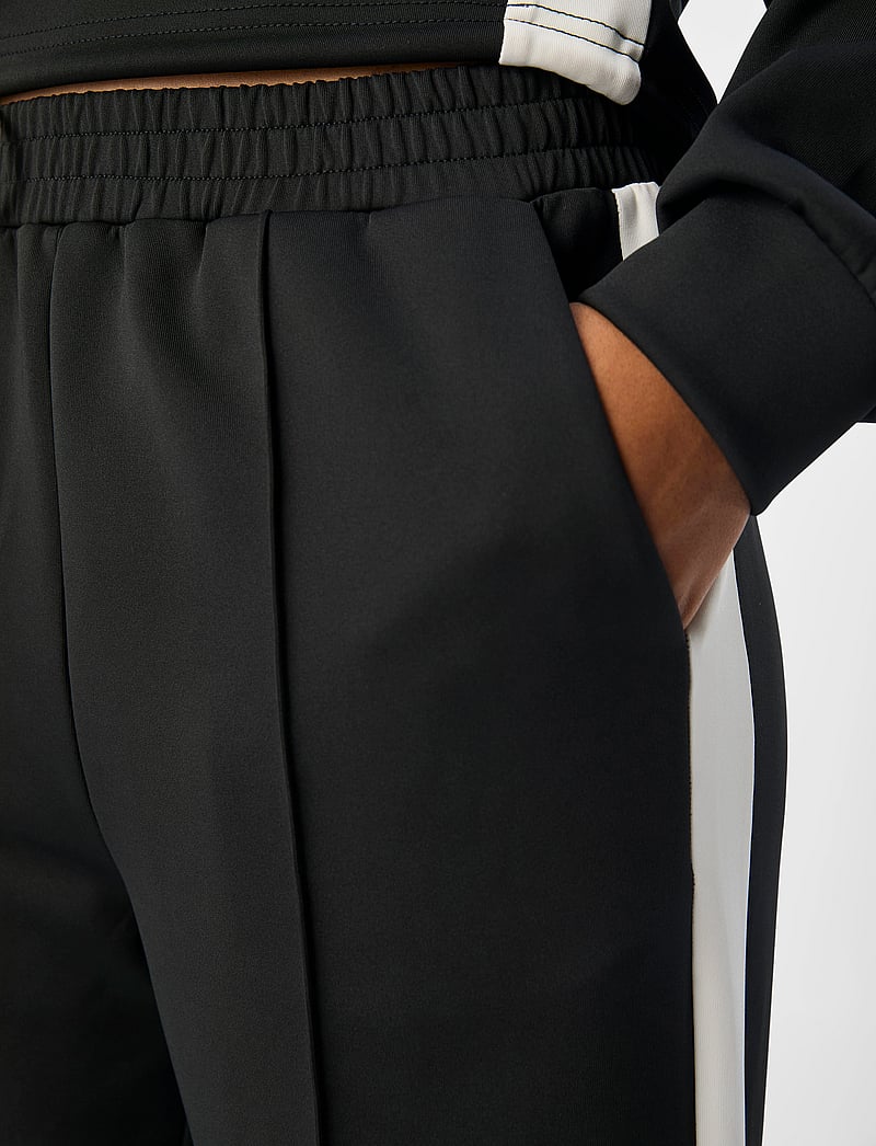 Object - OBJCASSIDY MW LO PANT E AW FAIR 24 - joggers - black - 3