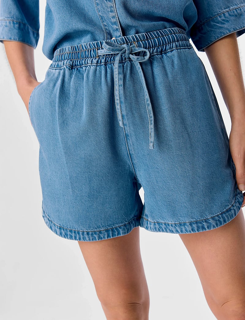 Object - OBJFRAME RE MW SHORTS NOOS - casual shorts - light blue denim - 4