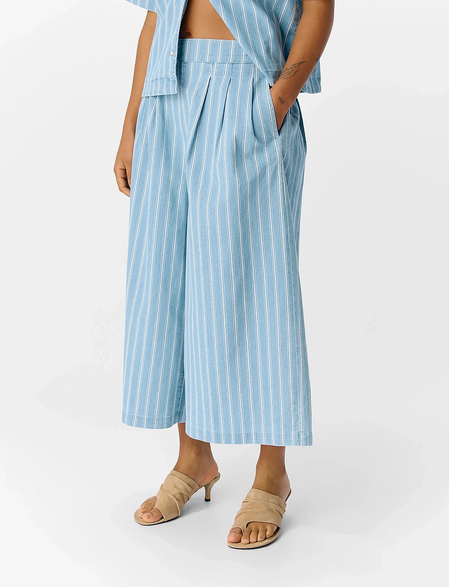 Object - OBJELSIE DENIM MW SUPER WIDE CULOTTE 139 - culottes-housut - light blue denim - 4