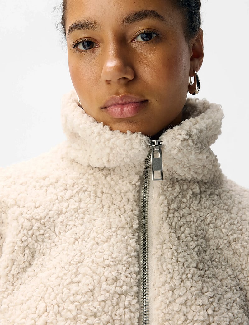 Object - OBJFREYA RE L/S JACKET NOOS - fliisid ja vahekihina kantavad jakid - white sand - 3