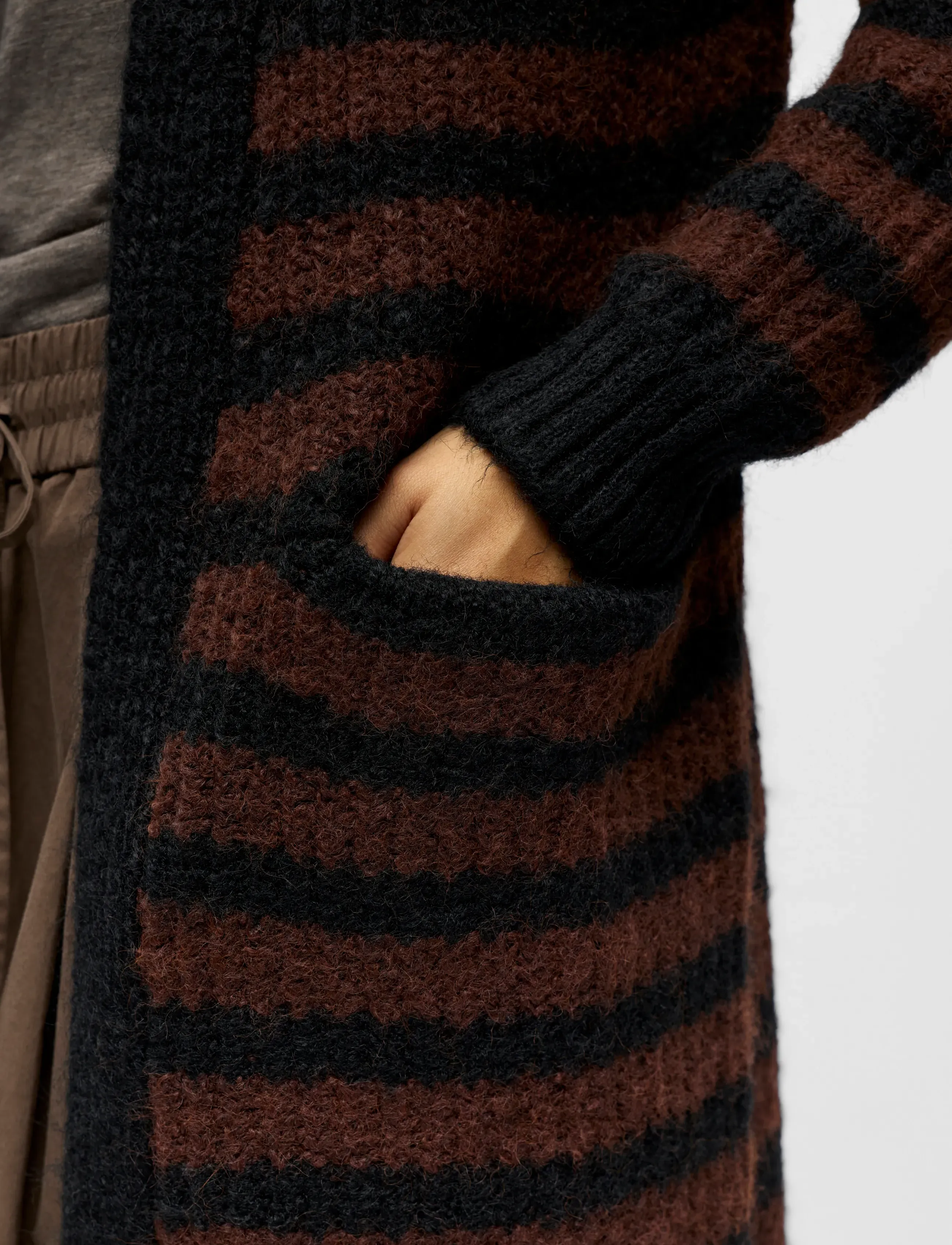 Object - OBJMILU LS LO LONG KNIT CARDIGAN NOOS - cardigans - black - 5