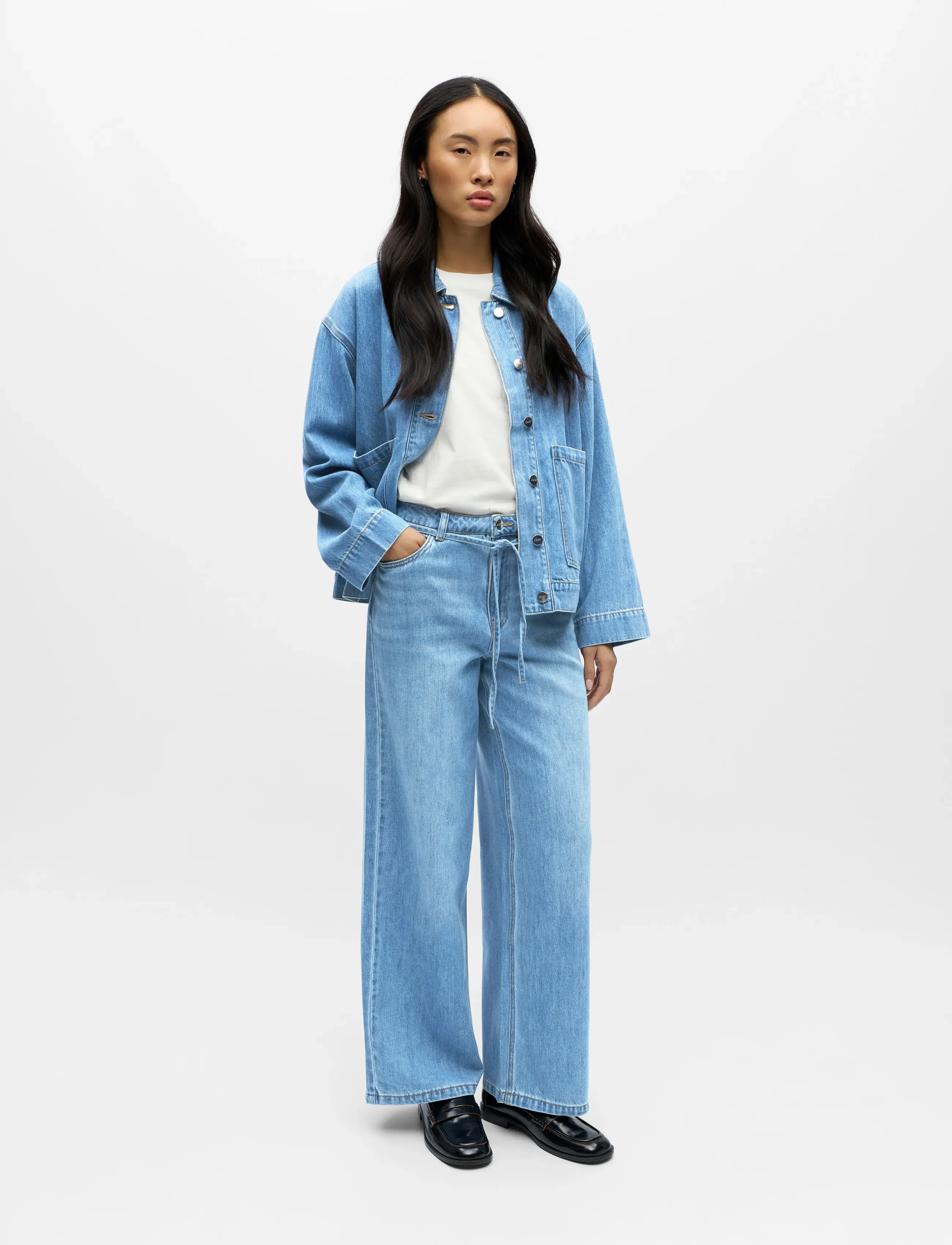Object - OBJROSIE MW WIDE JEANS NOOS - hosen mit weitem bein - light blue denim - 5