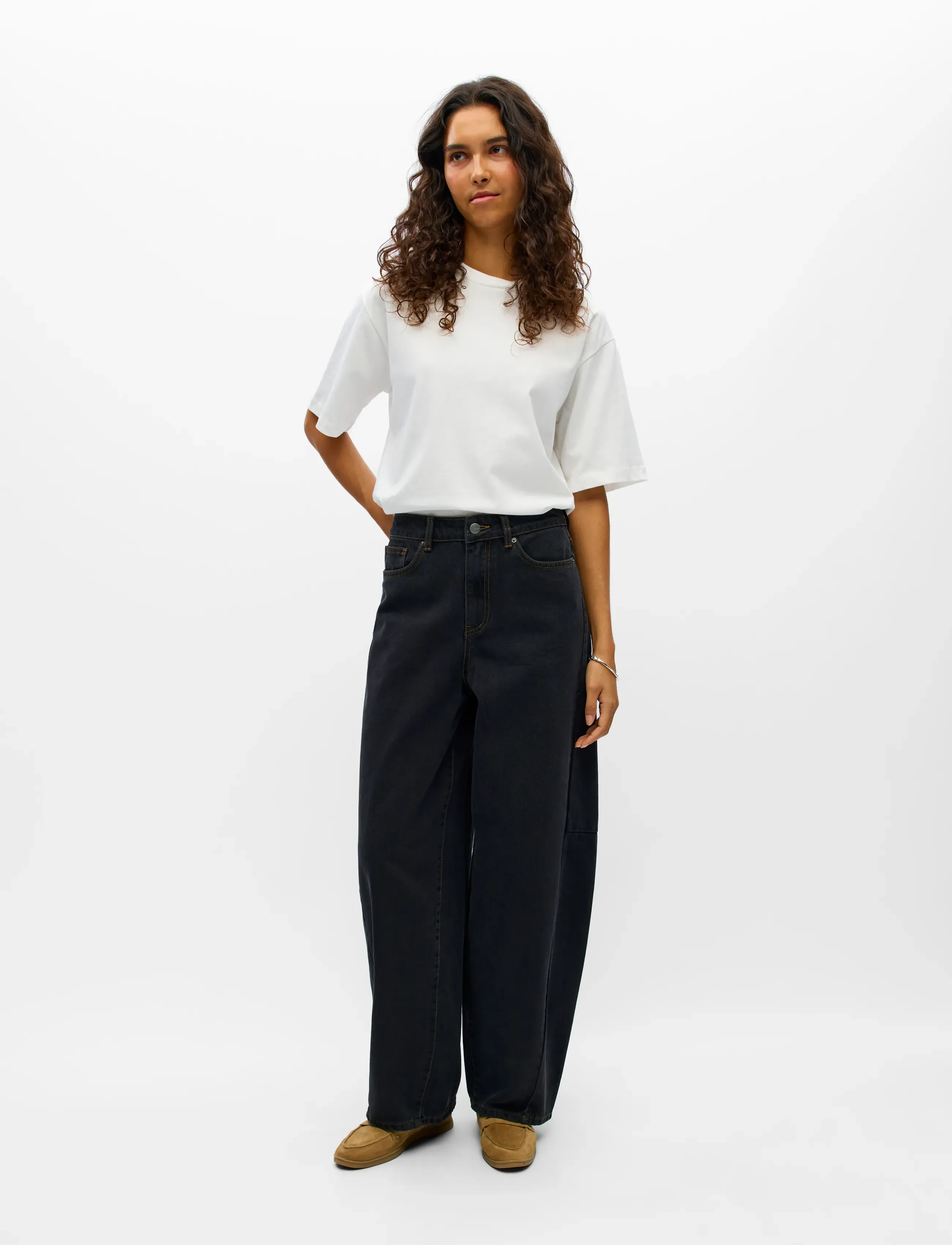 Object - OBJMOJI ELSA MW SUPER BARREL JEANS NOOS - naised - black denim - 0