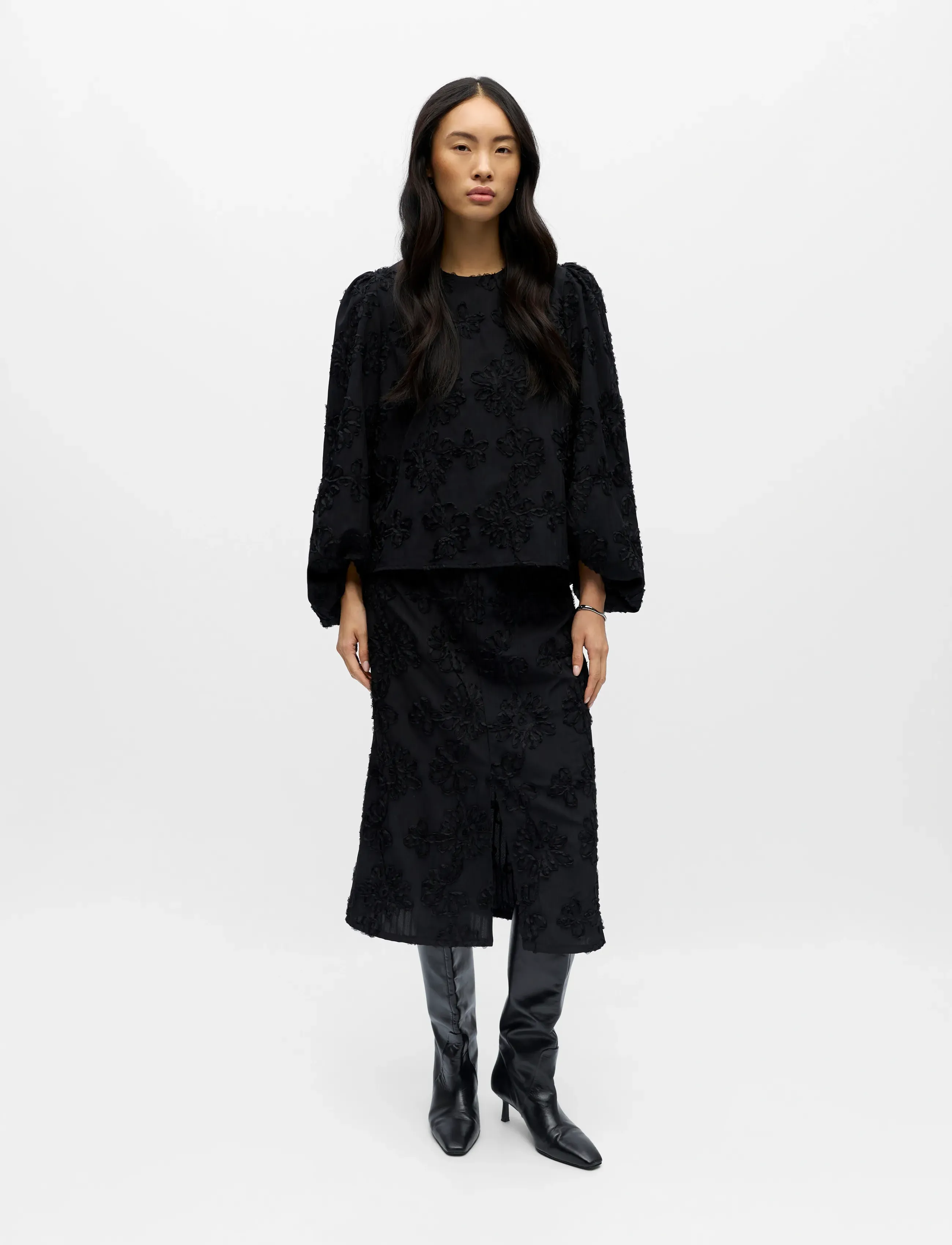 Object OBJLULA L/S RE O-NECK TOP 141 - Langärmlige Hemden - BLACK / black