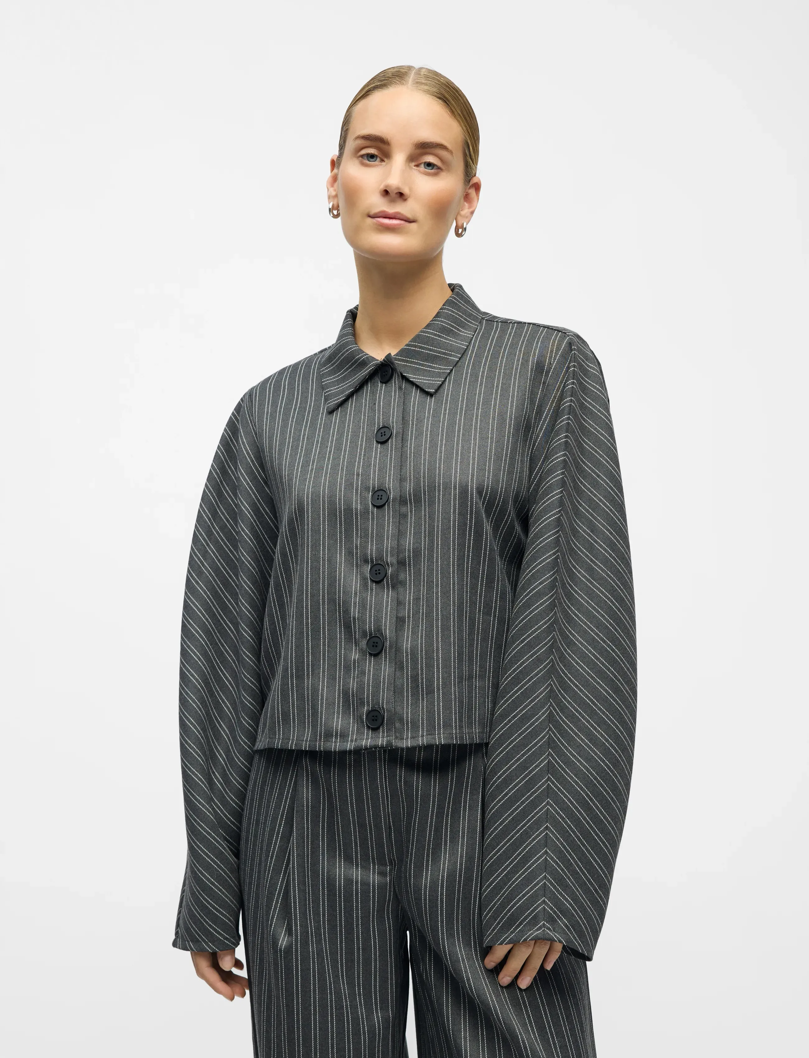 Objenna L/S Lo Barrel Shirt 142