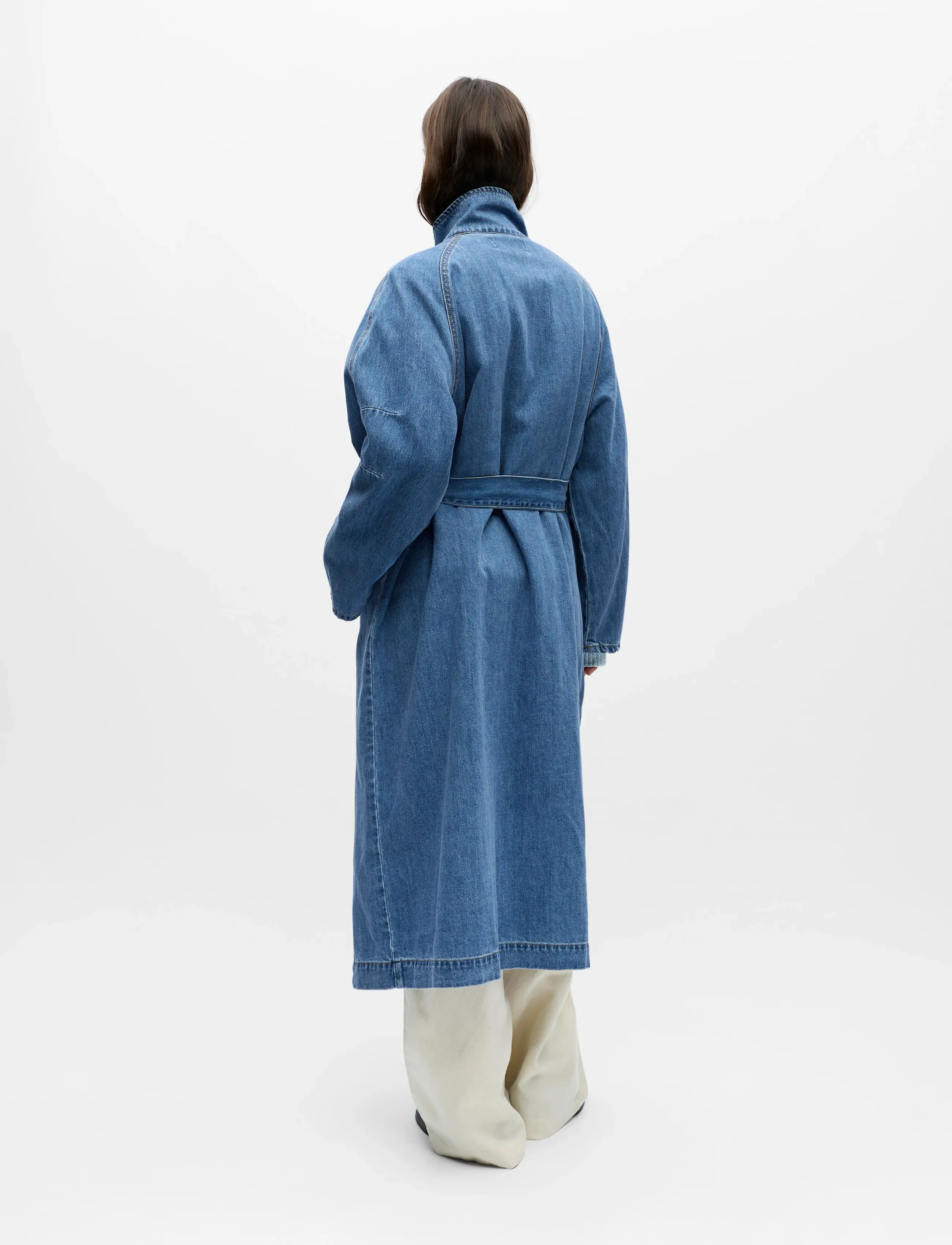 Object - OBJTRINNA L/S DENIM TRENCHCOAT NOOS - trench coats - medium blue denim - 2