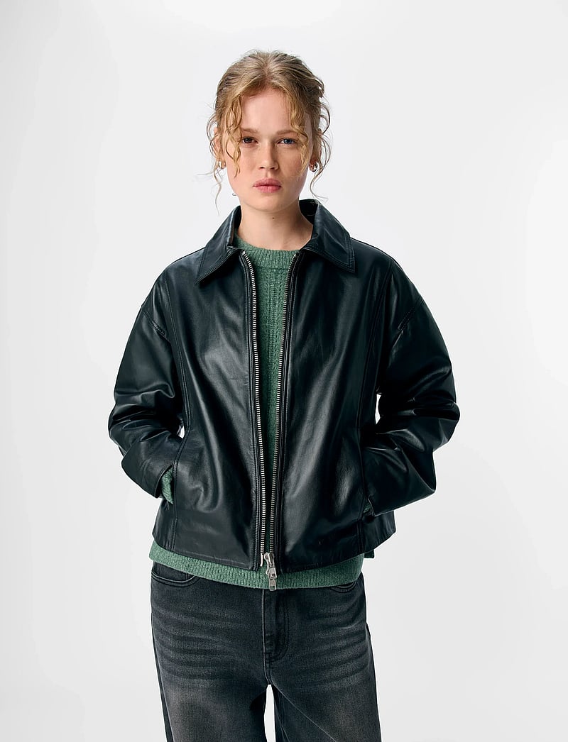 Object - OBJMIRA RE LEATHER JACKET E AU25 - frühlingsjacken - black - 4