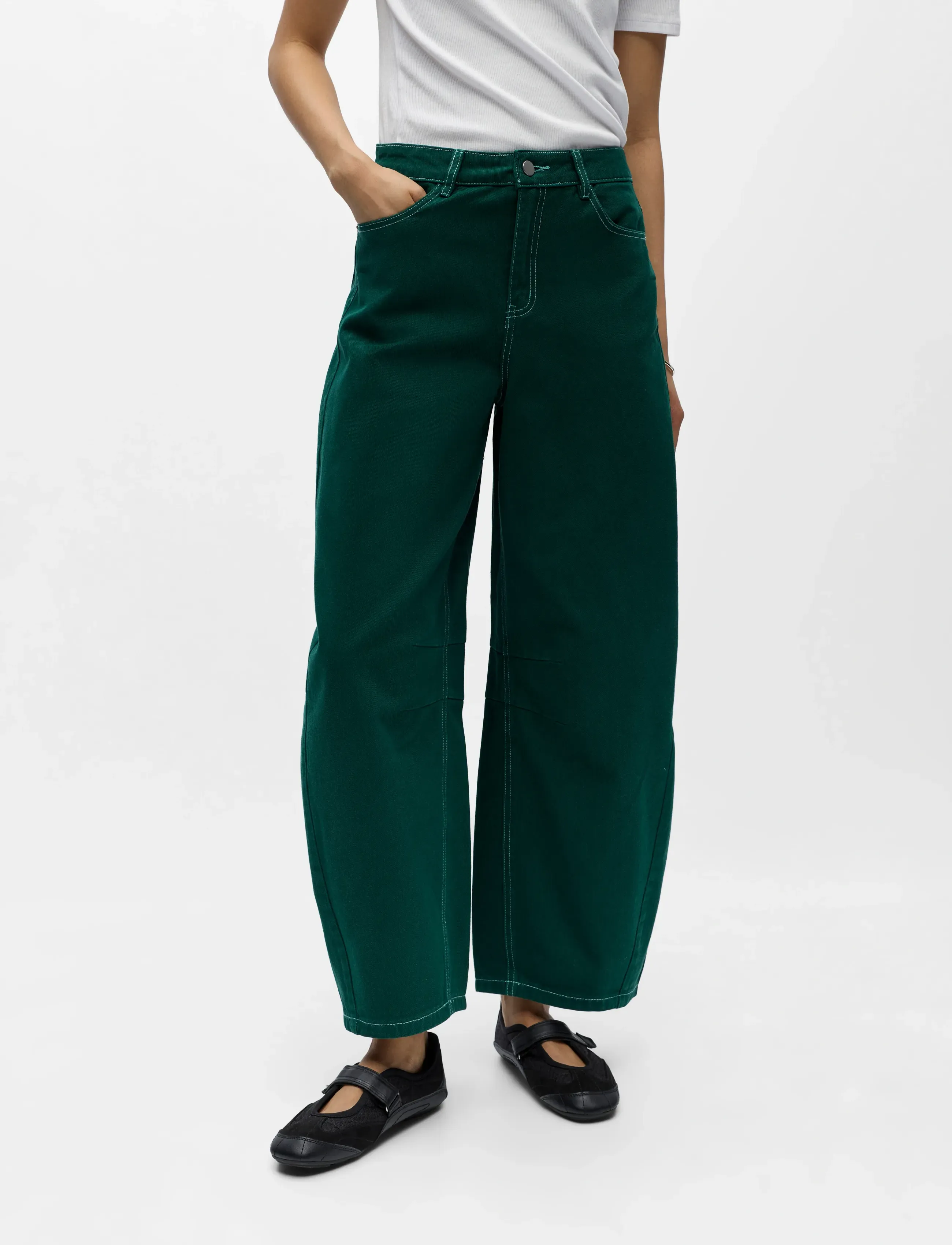 Object OBJMIO ANDREA MW CROPPED TWILL JEANS 144 - Kläder - BOTANICAL GARDEN / green