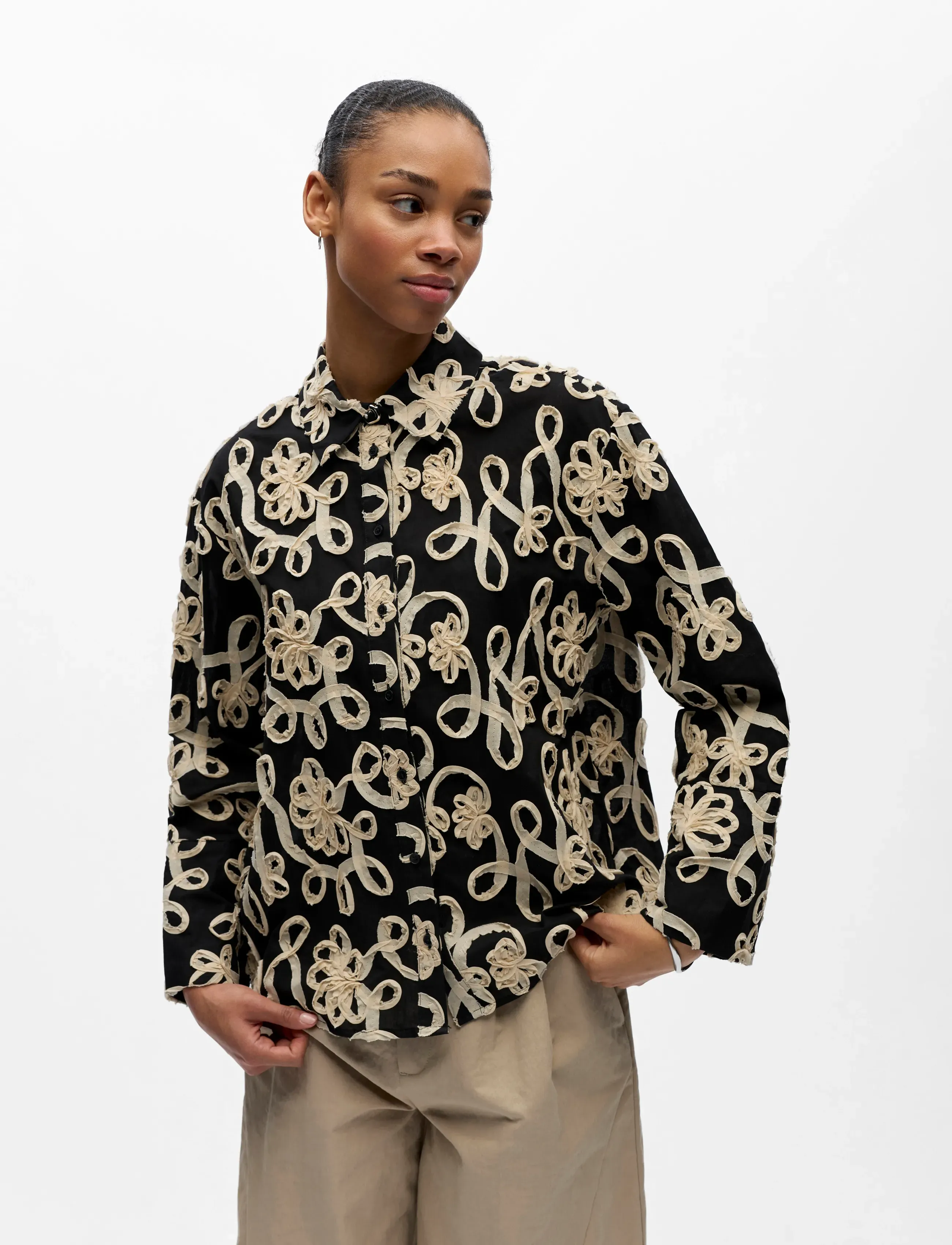 Object Objroya L/S Lo Shirt 144, 38, Black, Skjorter > Langærmede, Dame