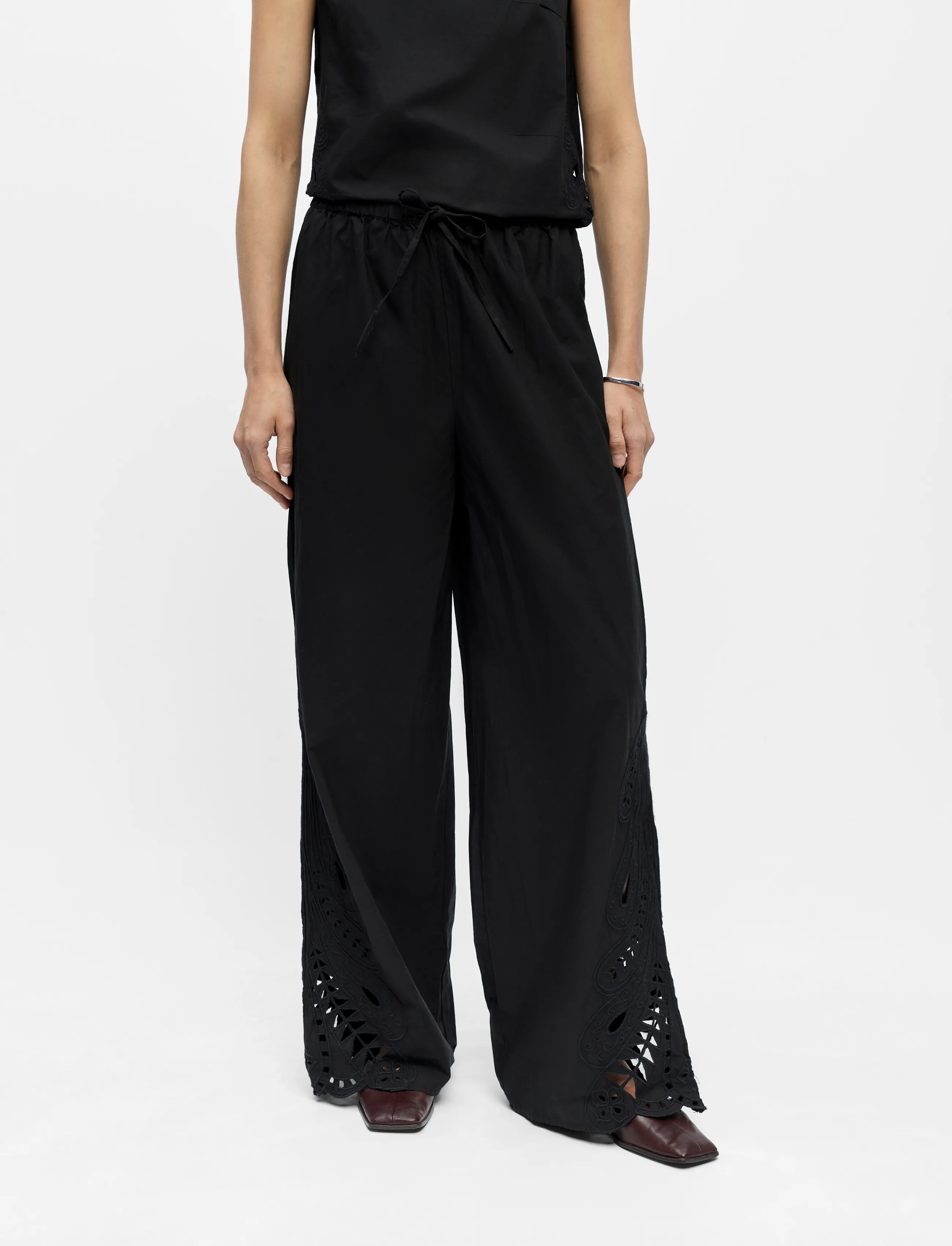 Object - OBJMADIA MW WIDE PANT 144 - hosen mit weitem bein - black - 3