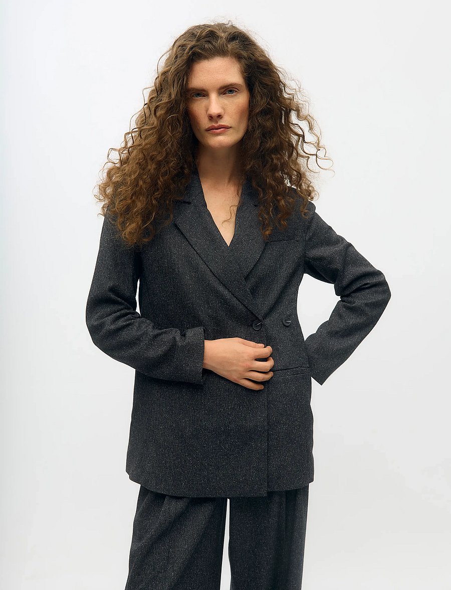 Object - OBJSANJA L/S WAISTED BLAZER NOOS - enkelknäppta kavajer - black - 2