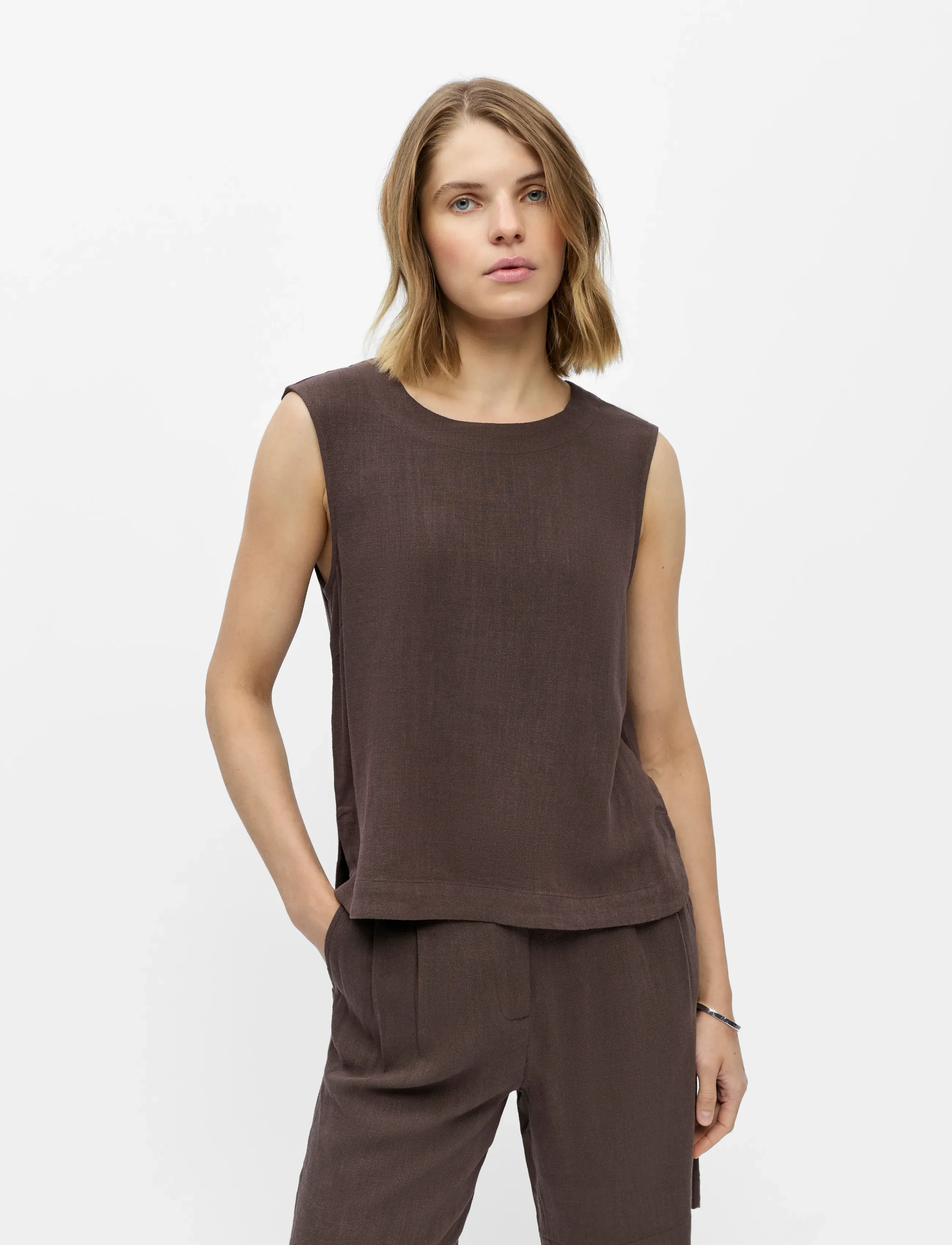 Object - OBJSANNE ROSIE S/L LO TOP NOOS - sleeveless tops - seal brown - 3