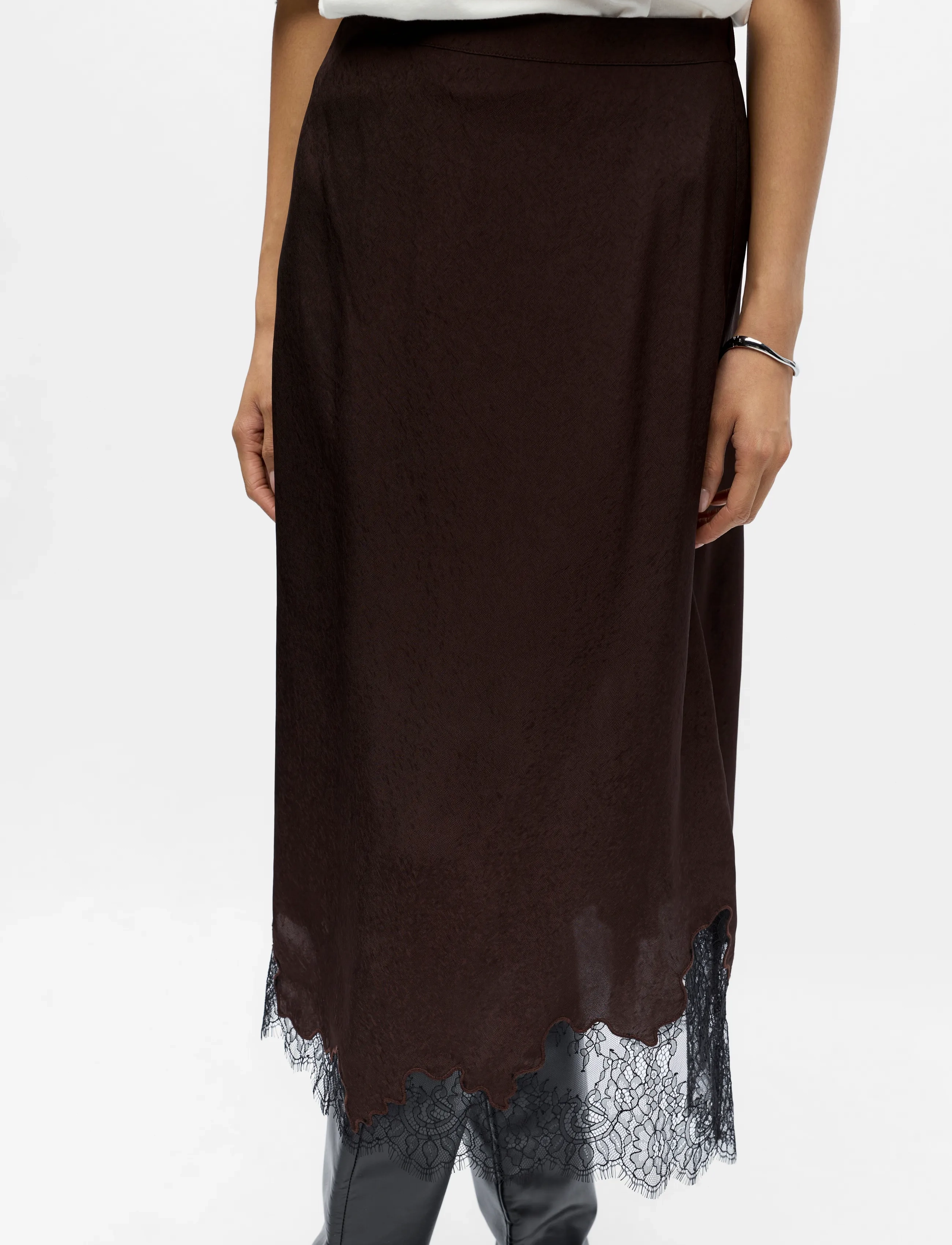 Object - OBJDALME MW LONG LACE SKIRT E AW FAIR 25 - satiinihameet - seal brown - 4
