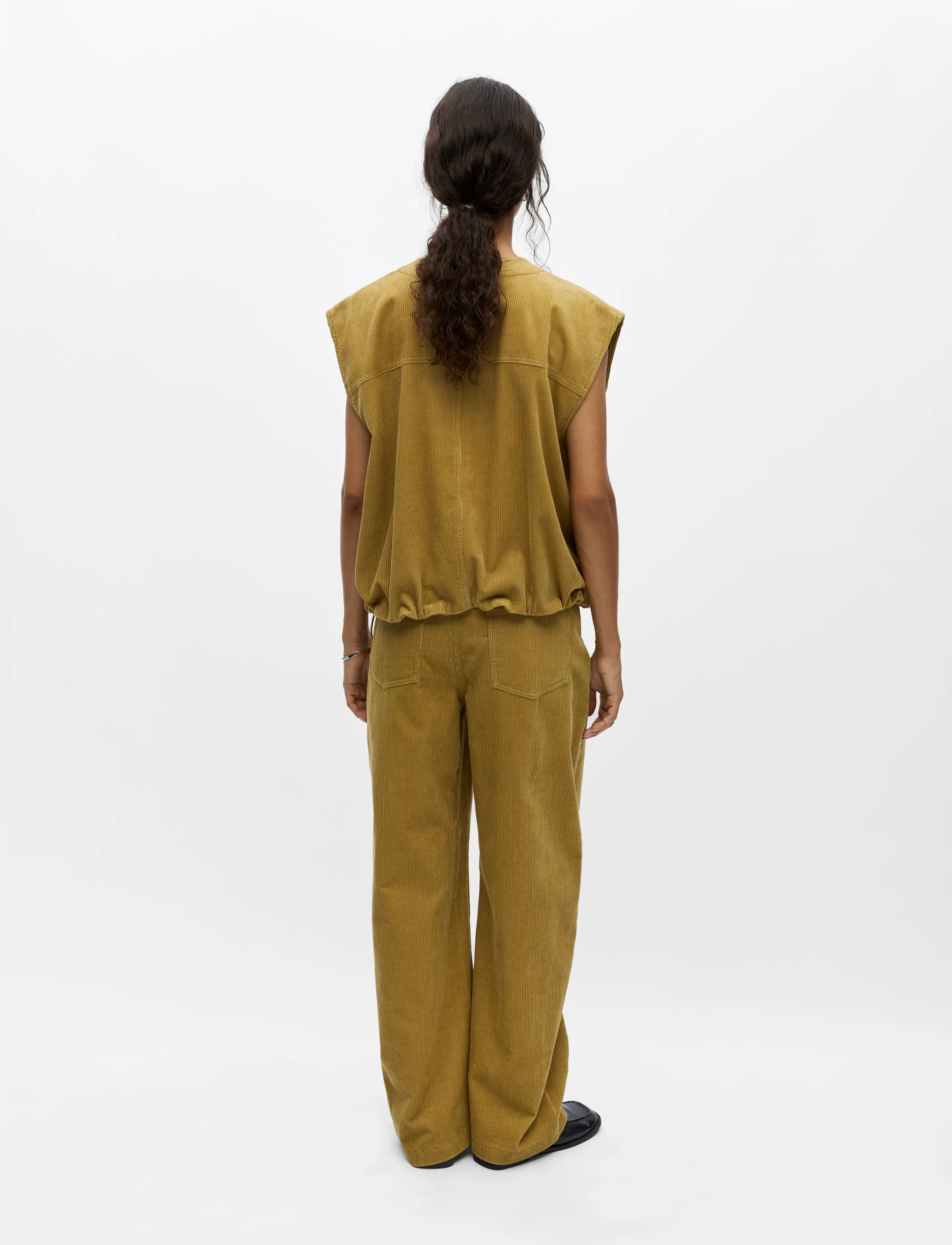 Object - OBJPELLA LO WAISTCOAT 146 - fennel seed - 2