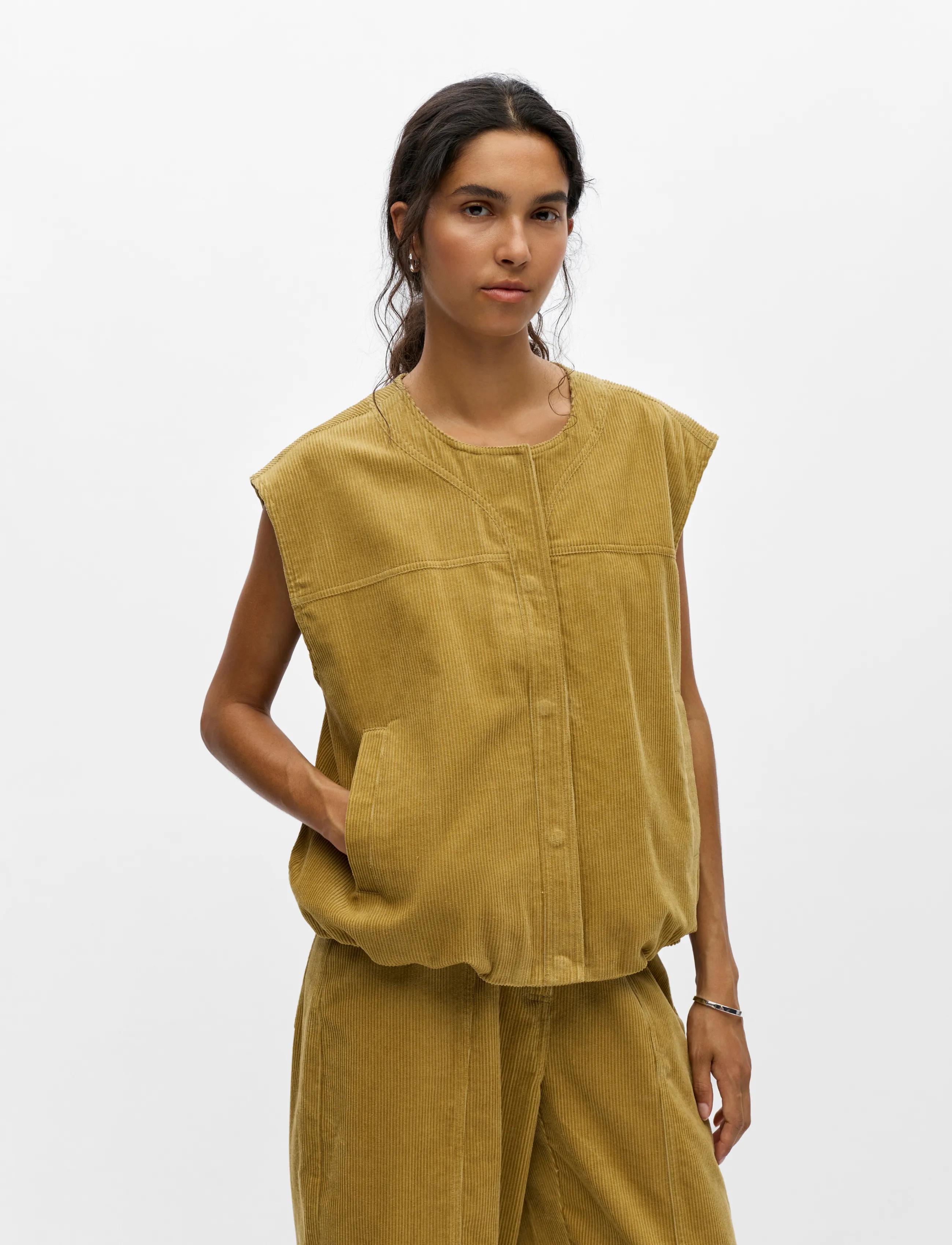 Object - OBJPELLA LO WAISTCOAT 146 - fennel seed - 4