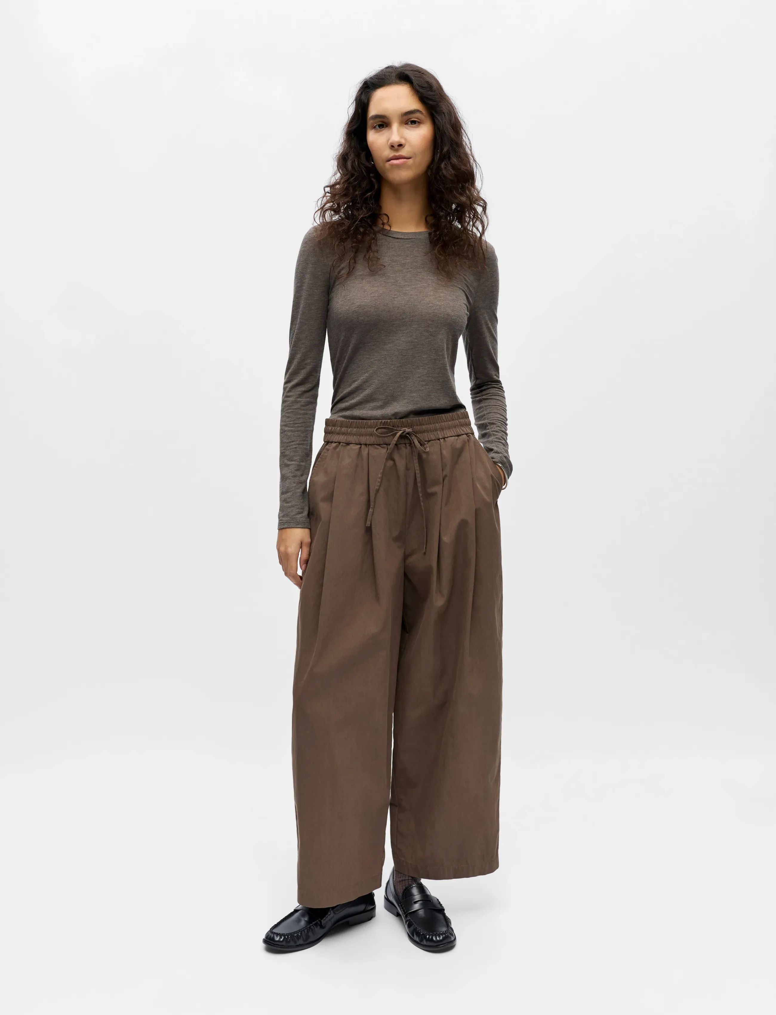 Object OBJBERTA MW BARREL PANT E DIV - Hosen - SEAL BROWN / brown