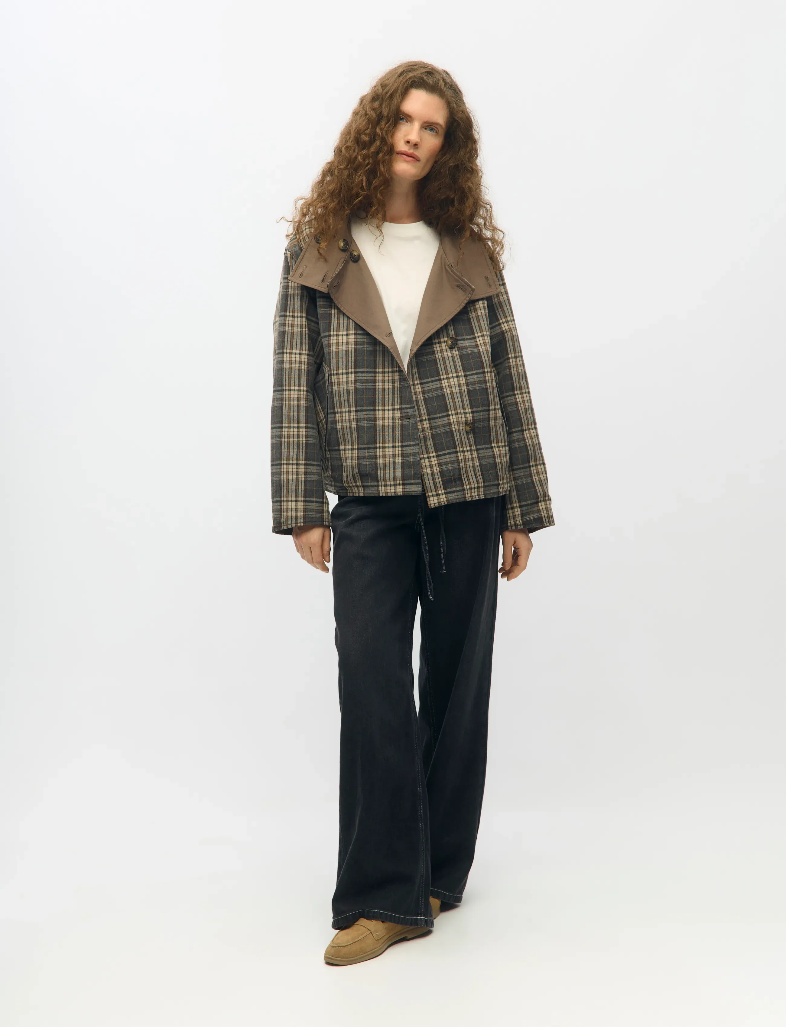 Object OBJGRO REVERSIBLE LS SHORT JACKET NOOS - Jackor - MOREL / brown