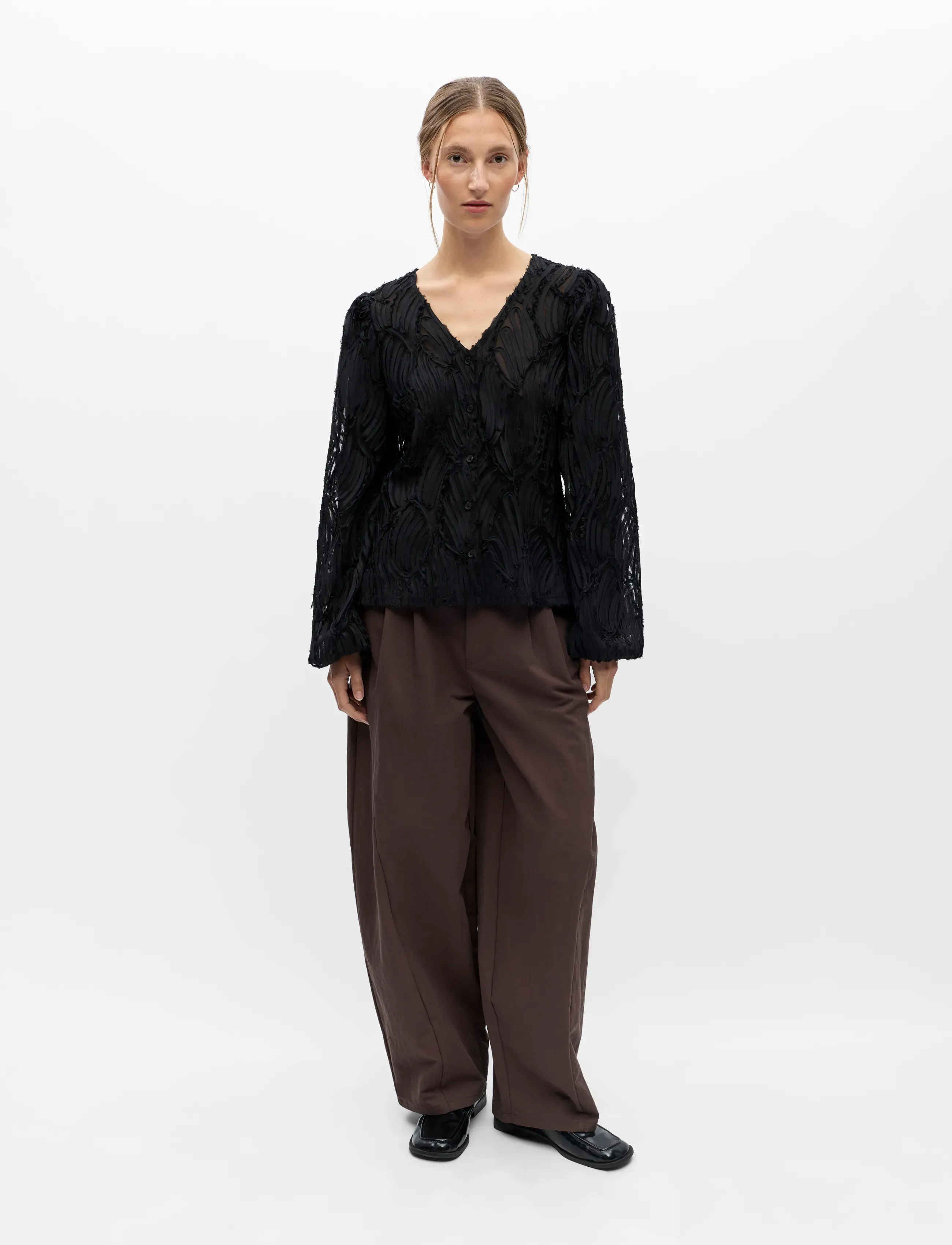 Object - OBJLUCIE LUKA L/S RE V-NECK TOP 147 - black - 3