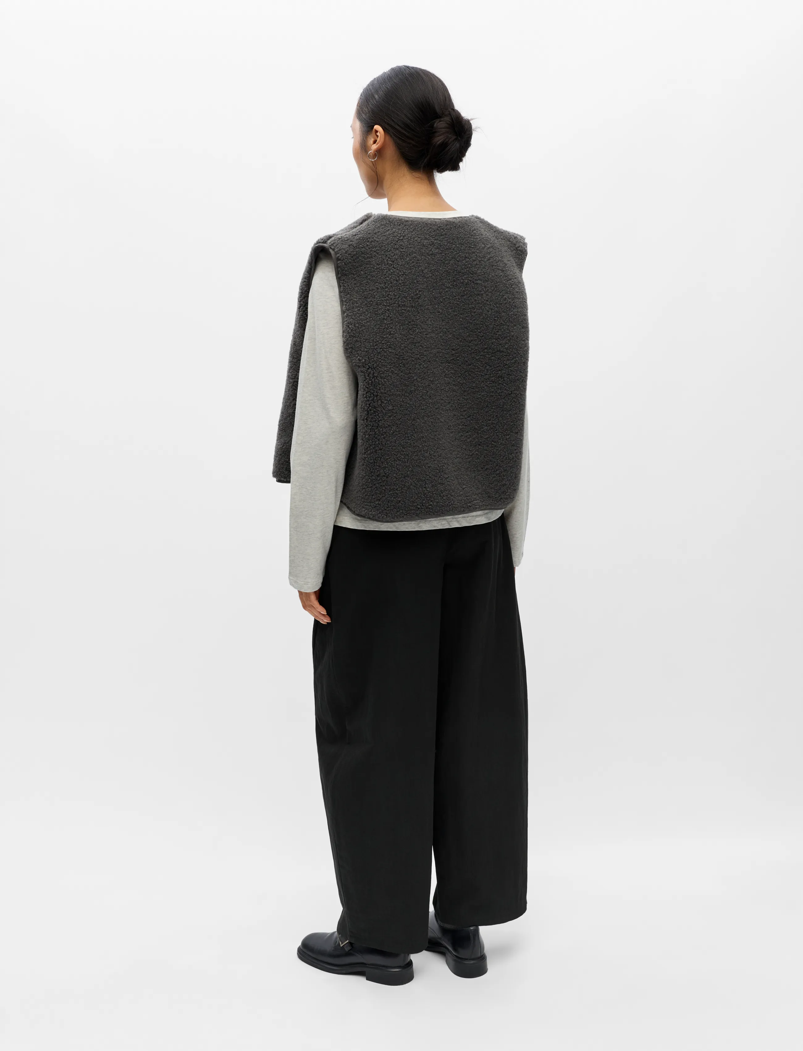 Object - OBJELLA WAISTCOAT NOOS - fleece & teddy vests - dark grey - 2