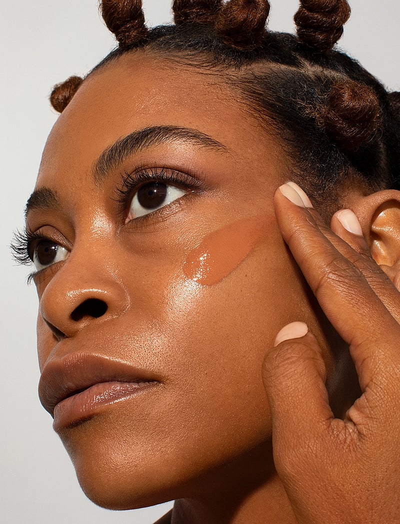 Odacité Skincare - Flex-Perfecting SPF50 Tinted Sunscreen 04 - til ansigtet - flex-perfecting spf50 tinted sunscreen - 2