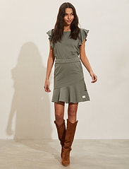 ODD MOLLY - Alicia Skirt - korte nederdele - faded cargo - 2