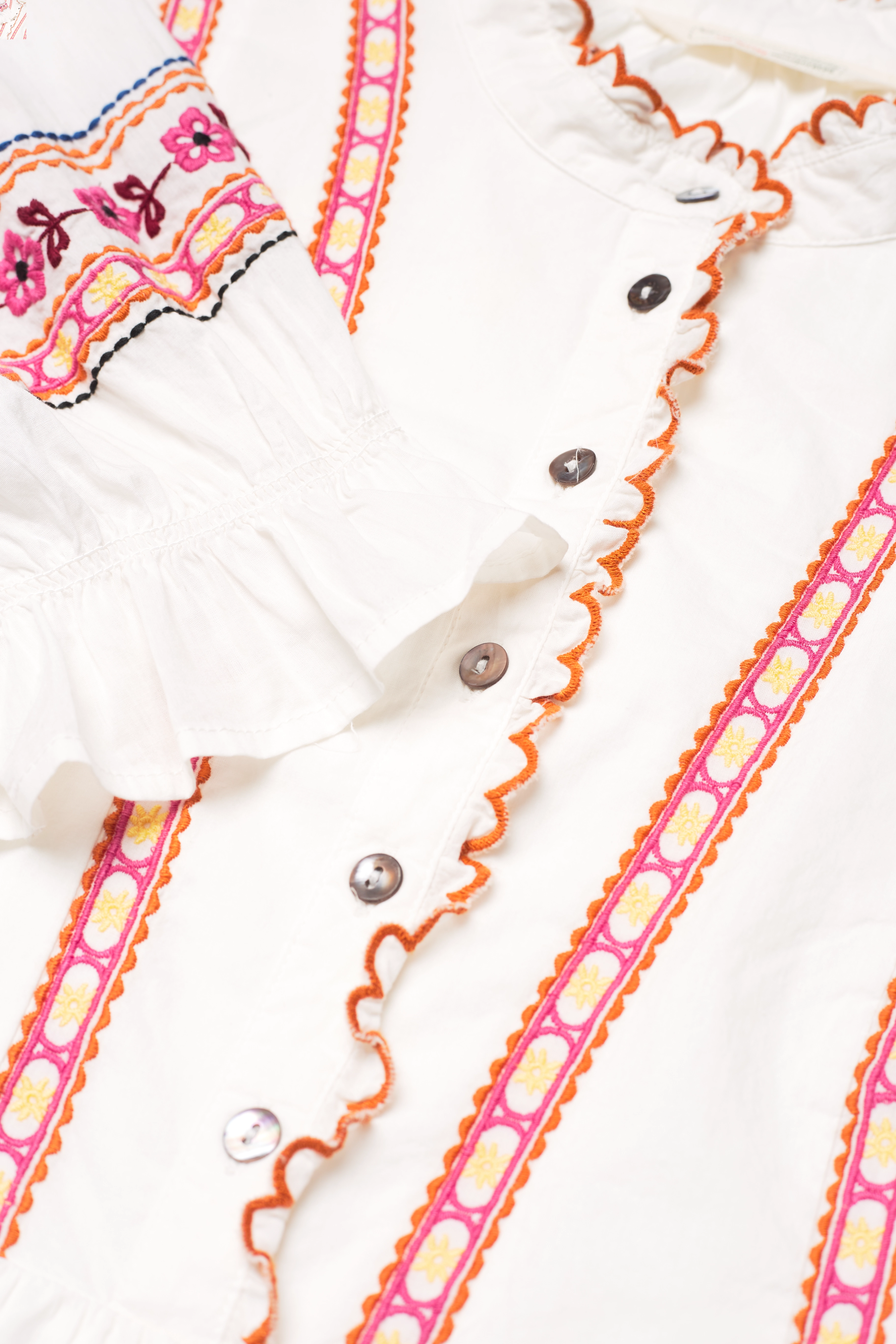 ODD MOLLY - Cassandra Blouse - light chalk - 4