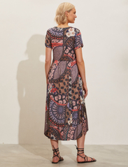 ODD MOLLY - Anita Short Dress - midi kjoler - deep asphalt - 3