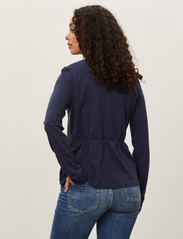 ODD MOLLY - Ragna LS Top - long sleeved blouses - dark blue - 3